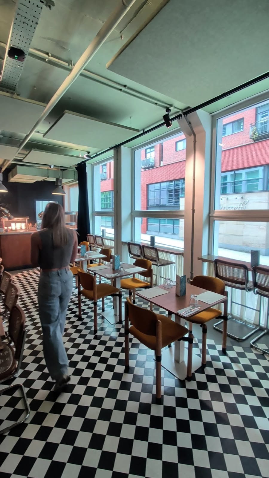 Side Street: the place