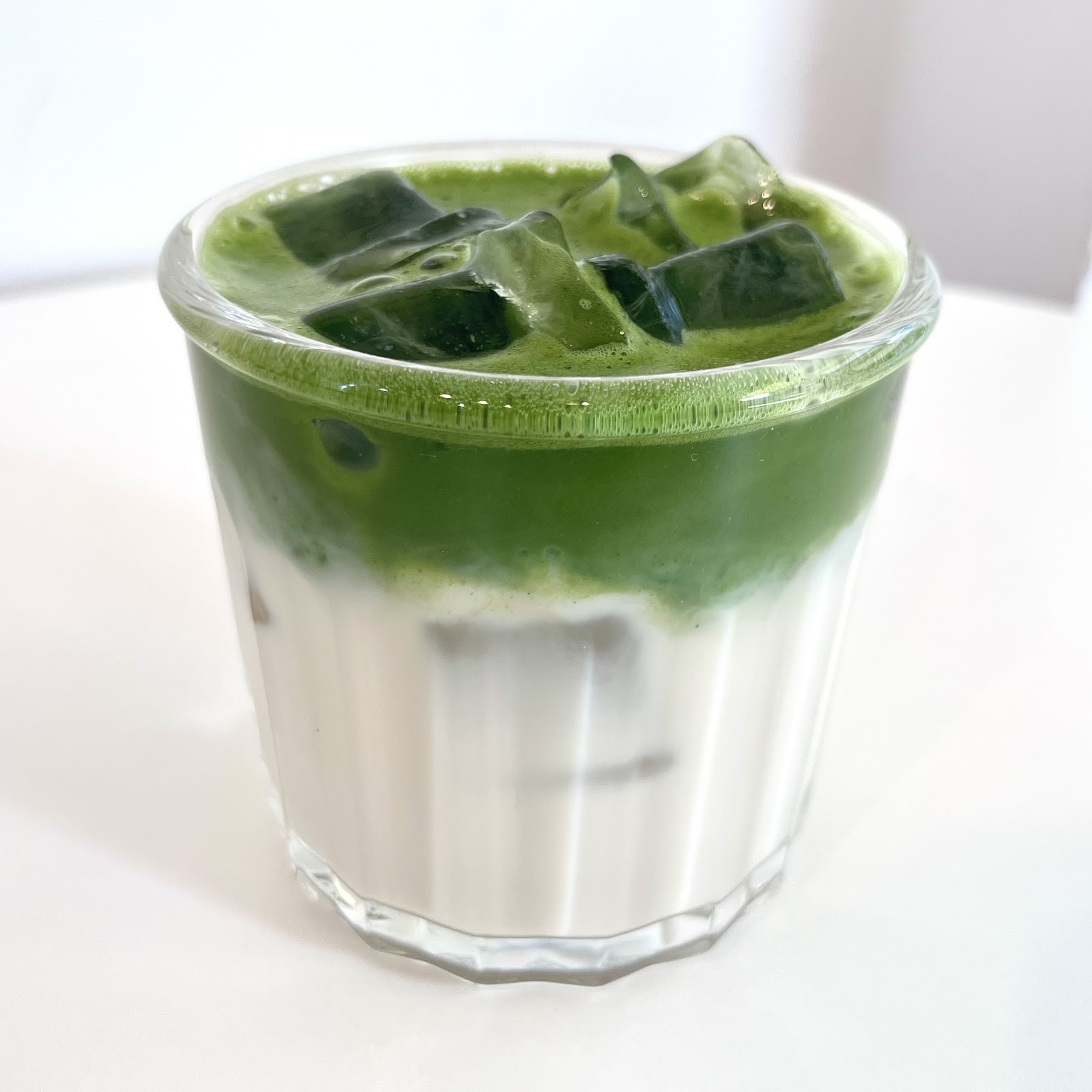 쿠키부아흐(KOOKivoire): food & drinks