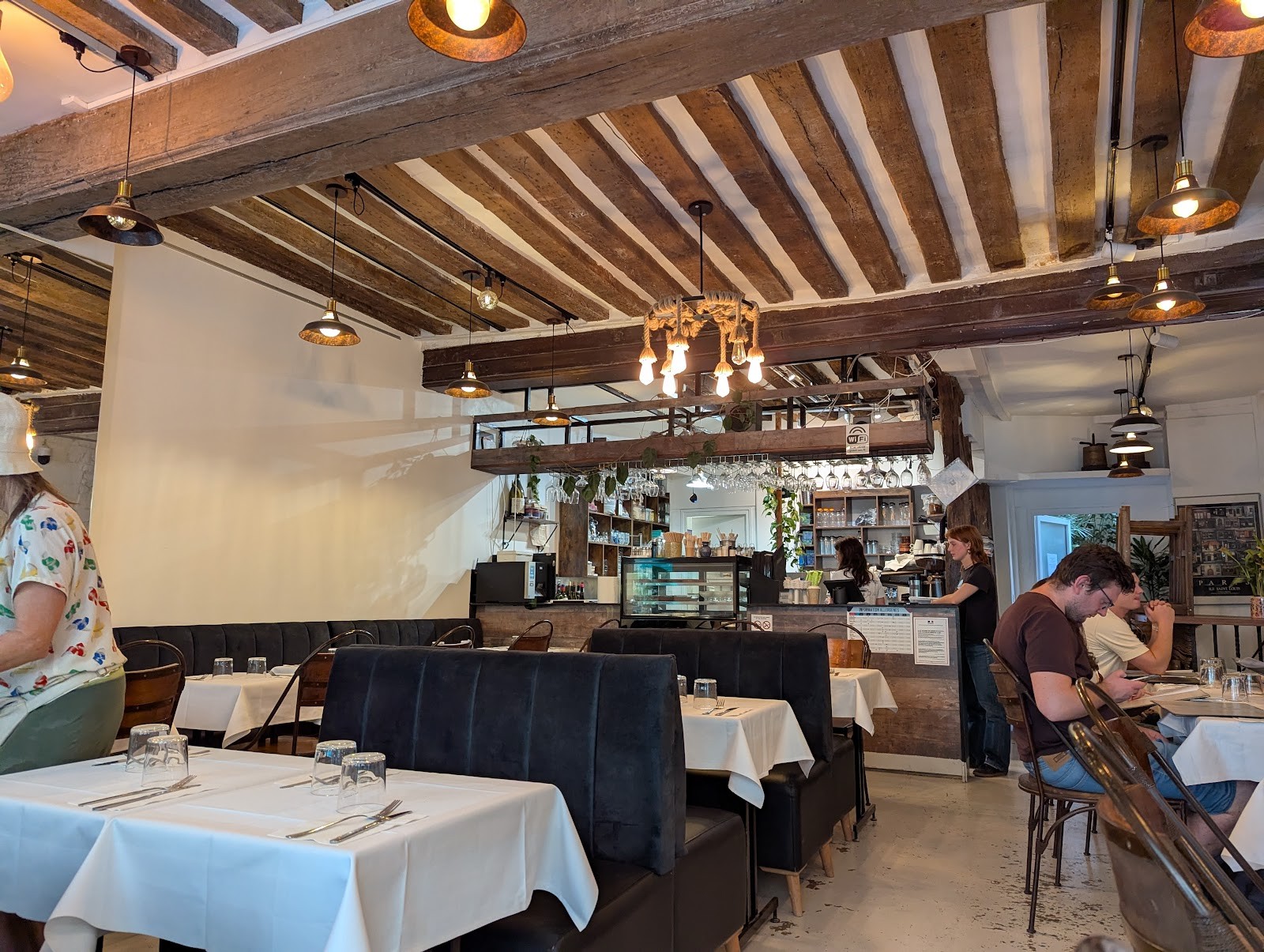 BOUILLON DE L'ILE: the place
