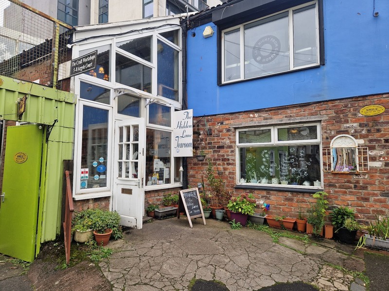 The Hidden Lane Tea Room: photo 4