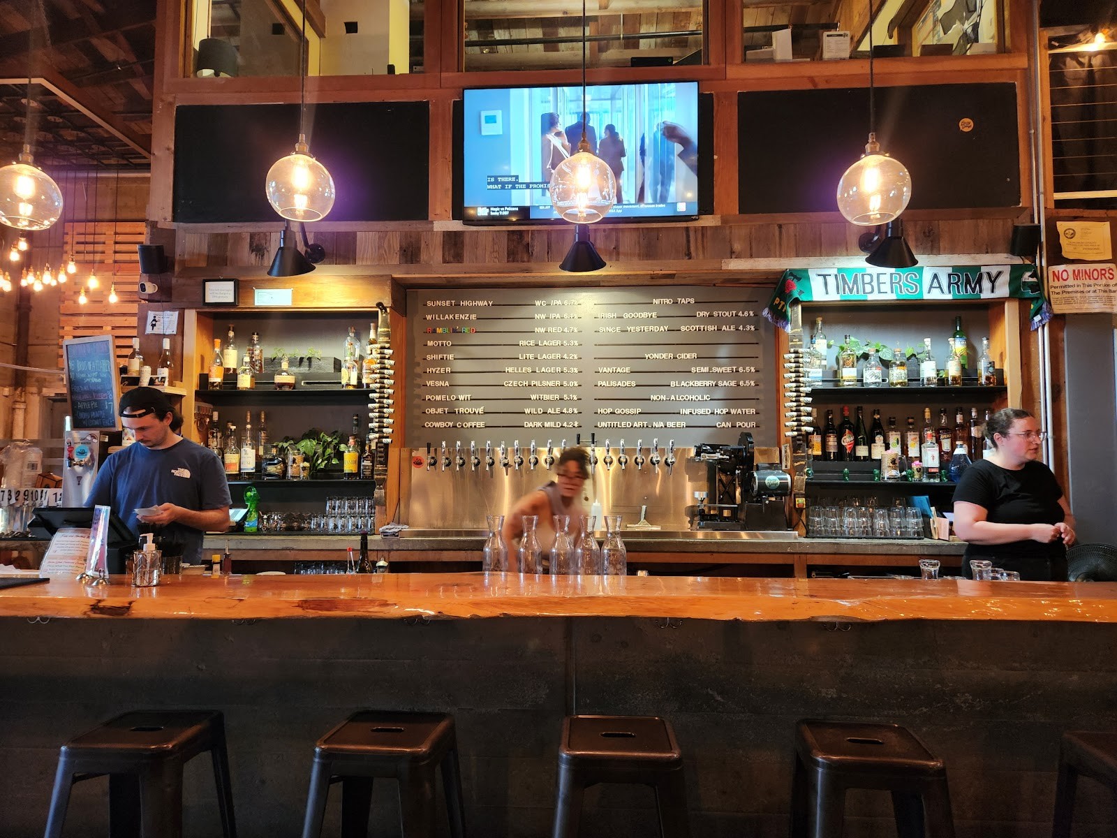 Lazy Days Brewing Co: the place