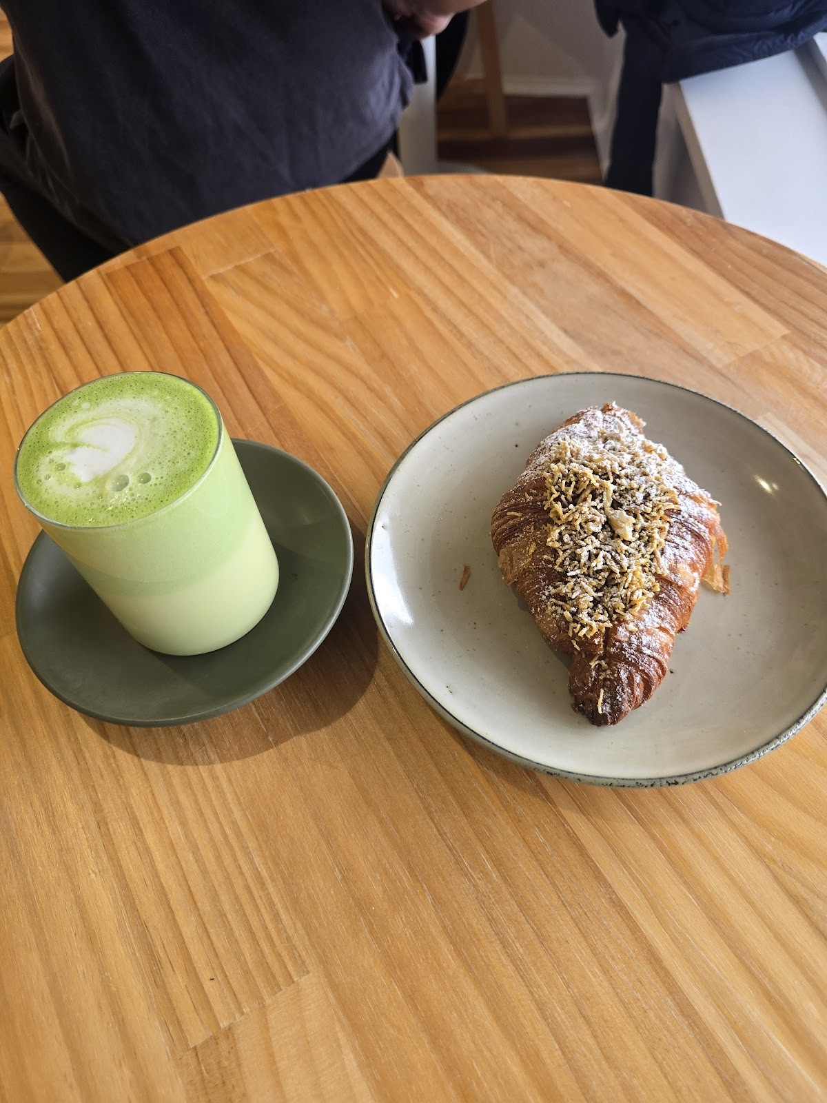 Maison des Lys Pâtisserie (Mt Eden): food & drinks