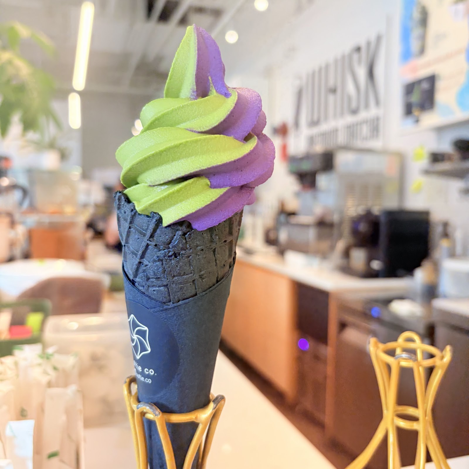 Whisk Matcha Cafe: food & drinks