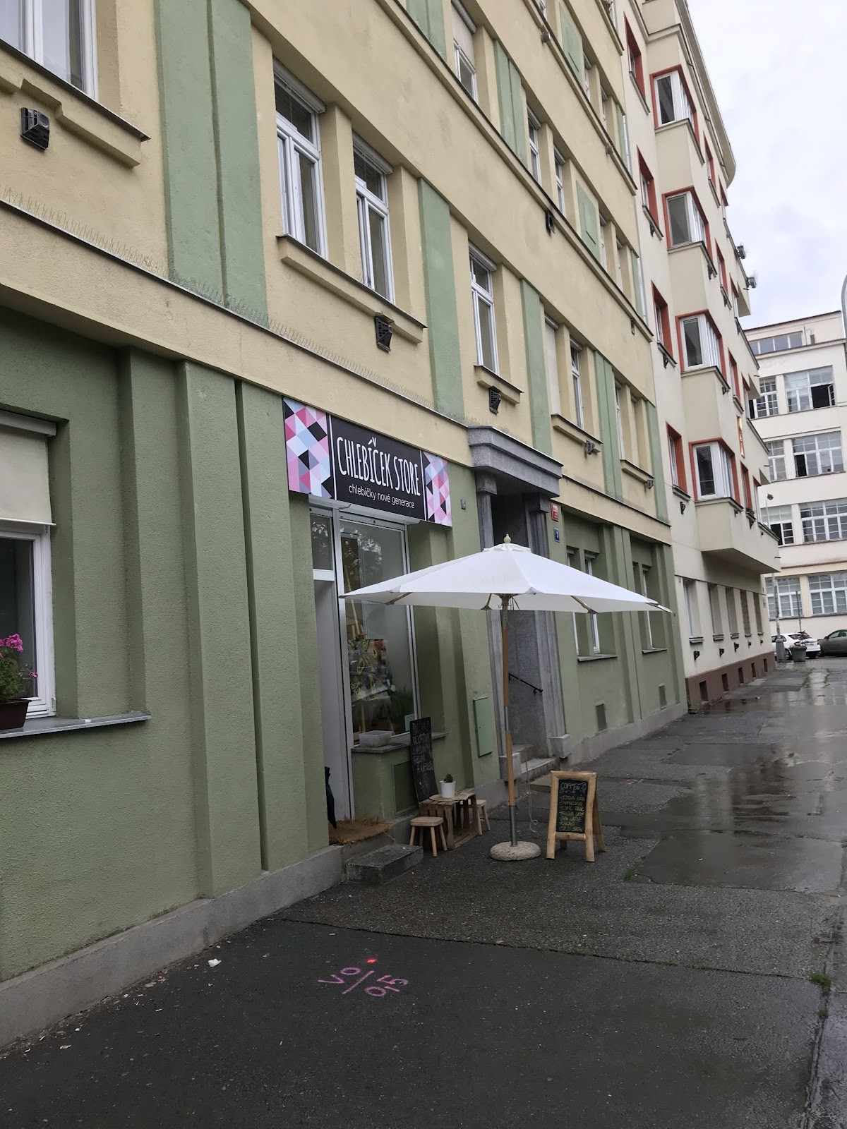 Chlebíček store: the place