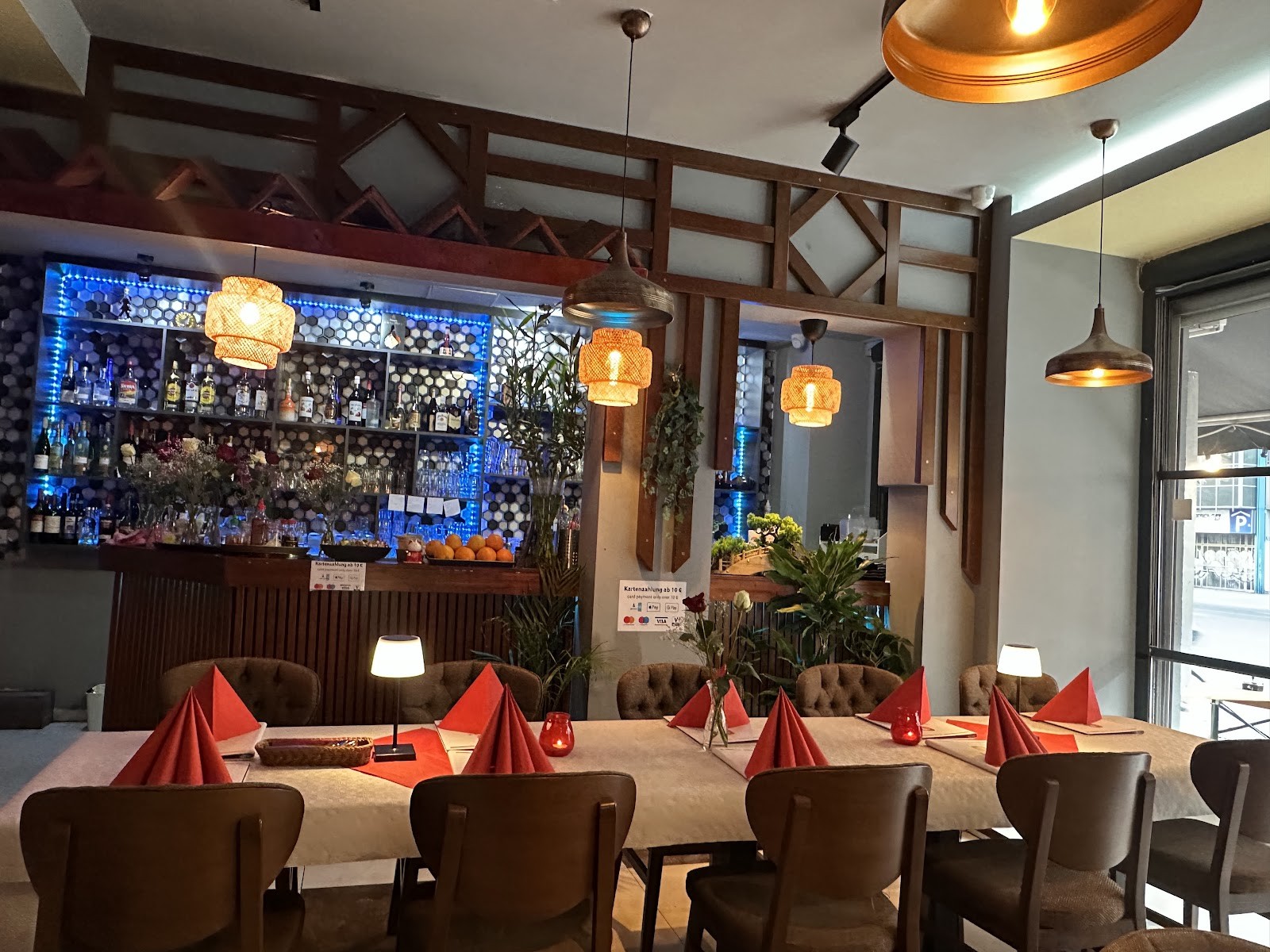 Pho 87 - Vietnamesisches Restaurant & Sushi: the place