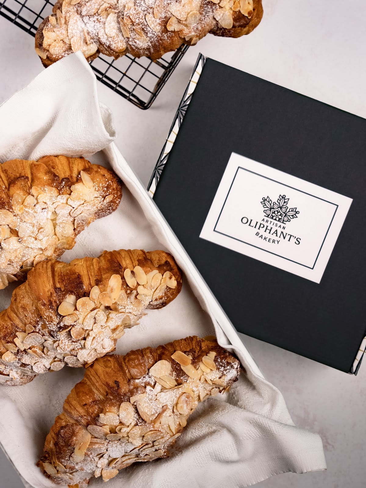 Oliphant’s Ice Cream & Bakery: food & drinks
