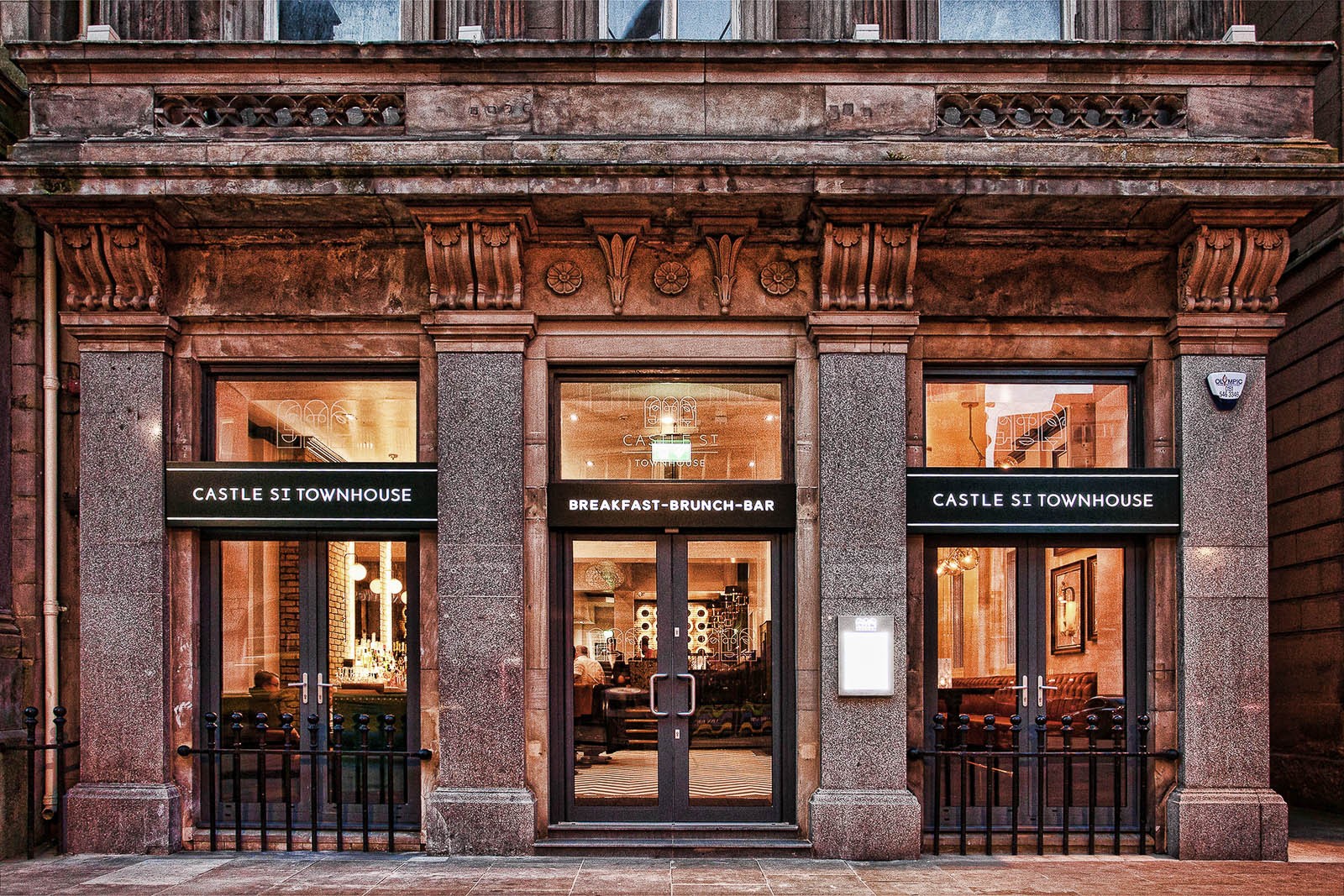 Castle St Townhouse: the place