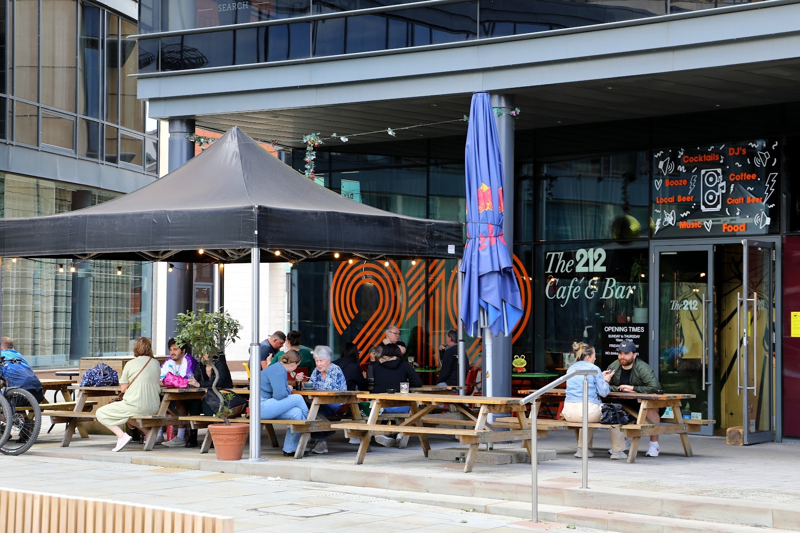 The 212 Cafe & Bar: the place