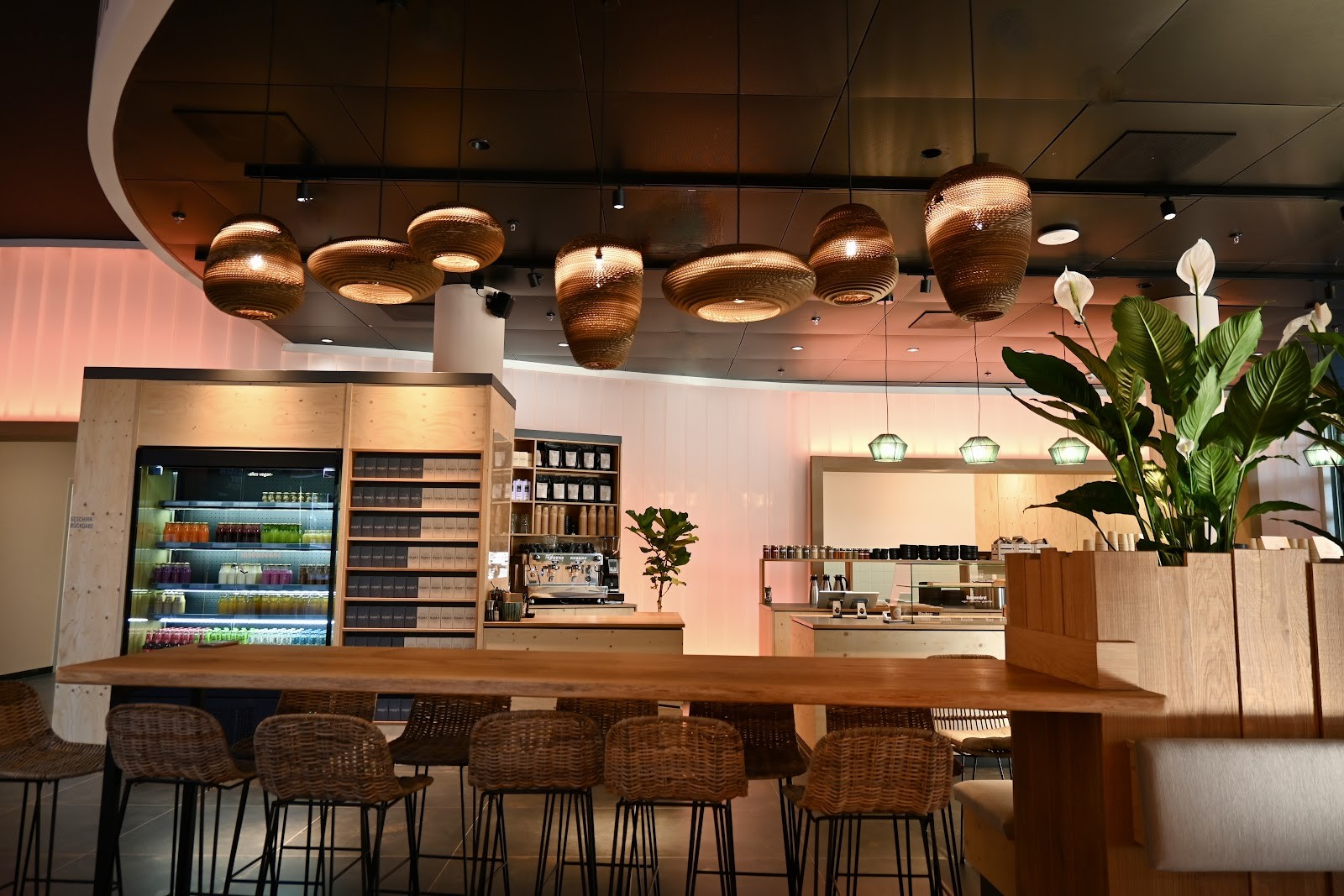 JOY OF MADHU Frankfurt: the place