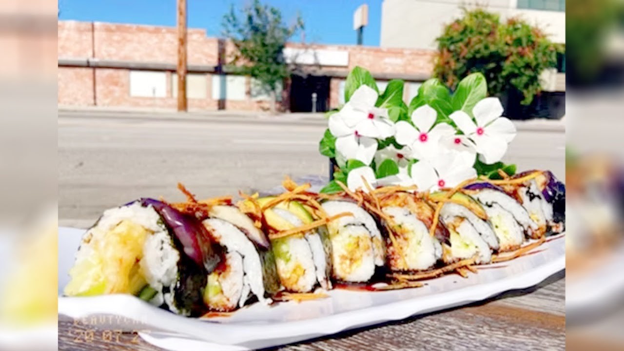 Gokoku Vegan Vegetarian Ramen Shop: food & drinks