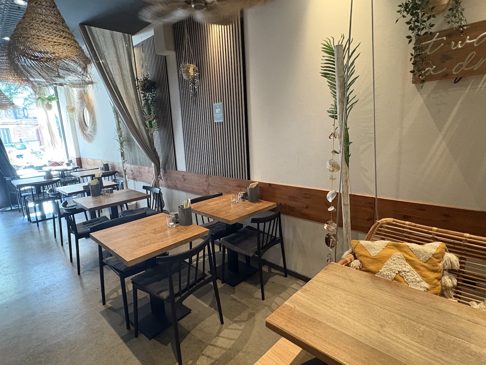 Palmtreeclub: the place