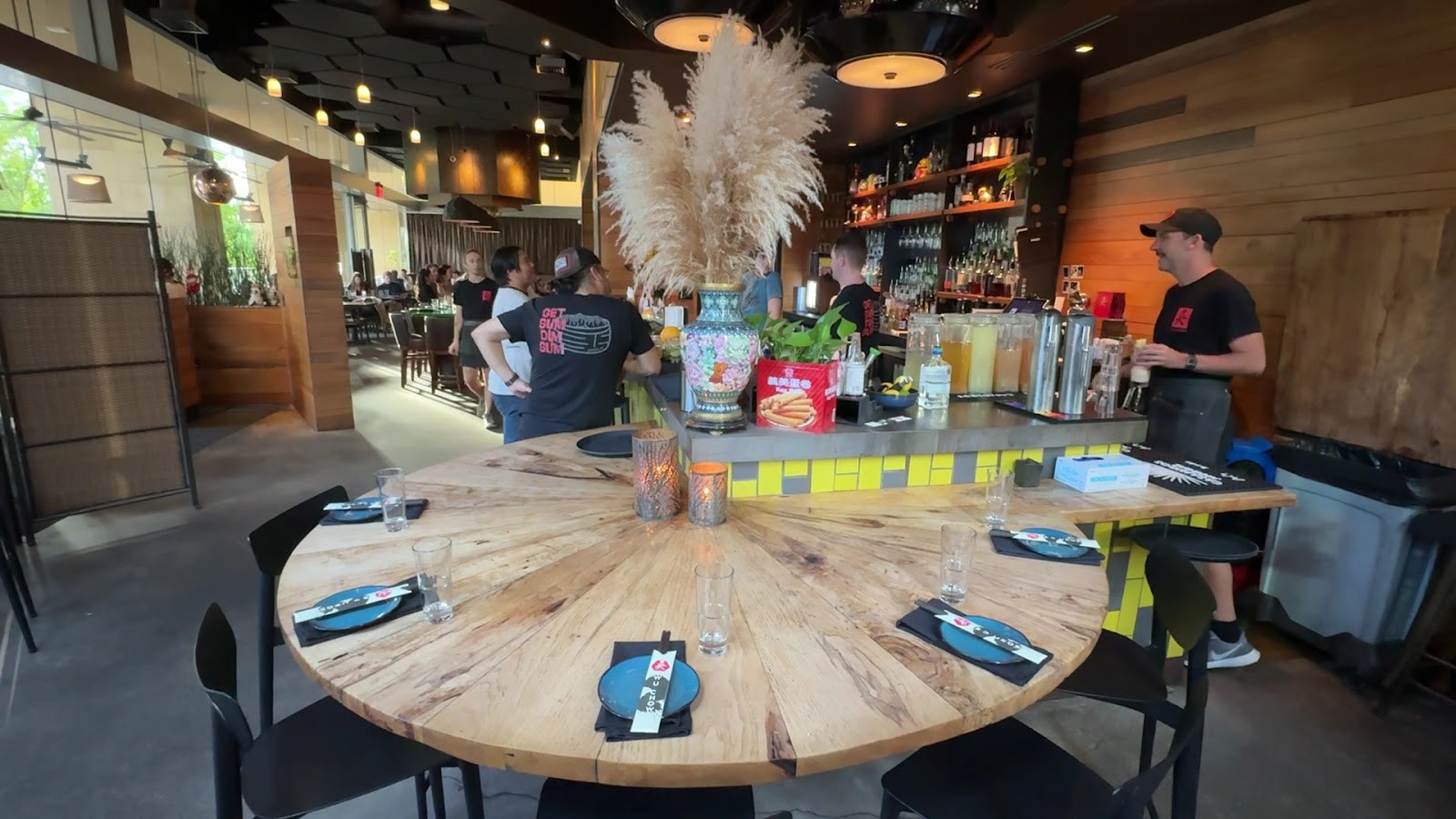 WU Chow - Downtown: the place