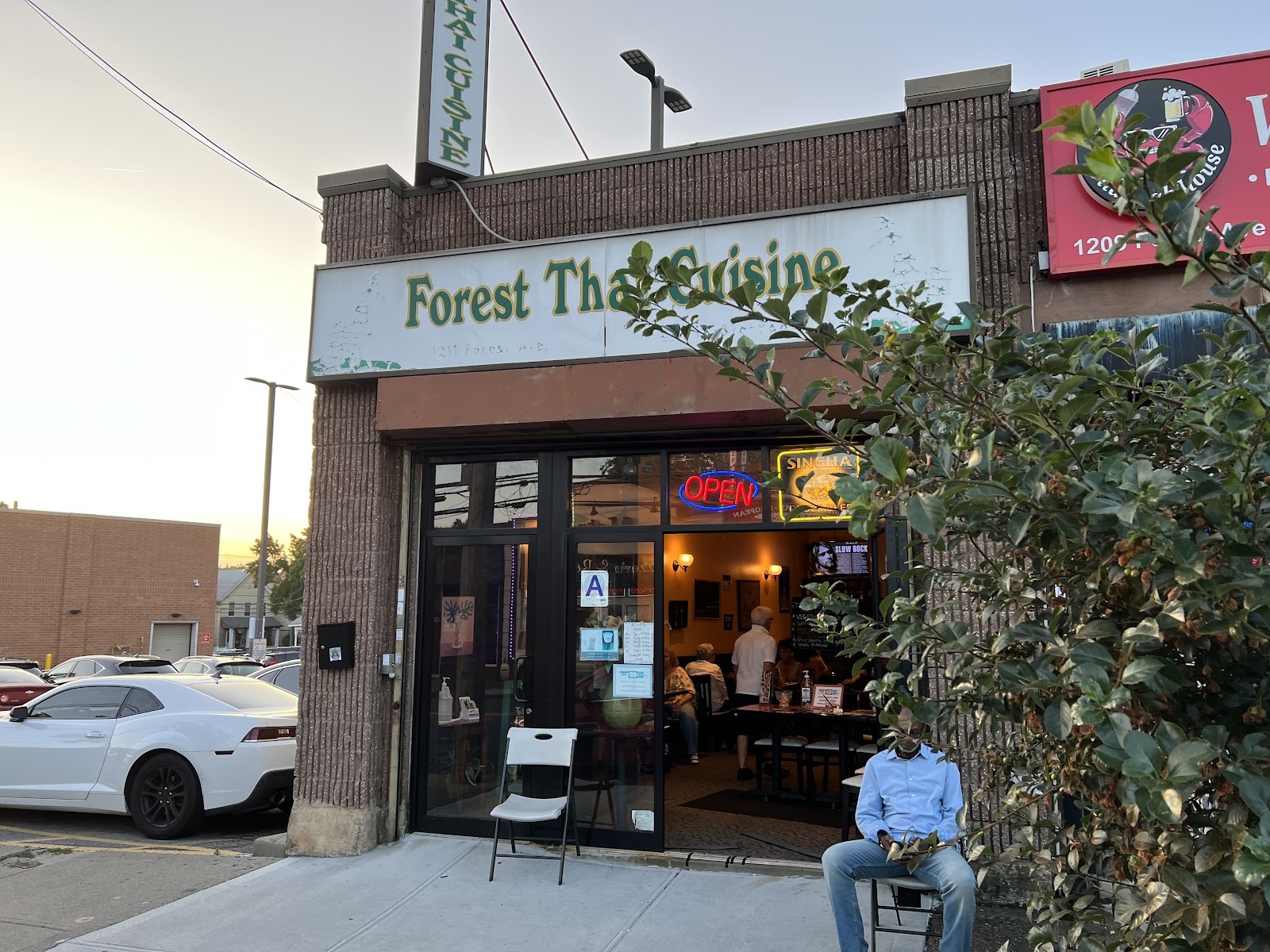 Forest Thai: the place