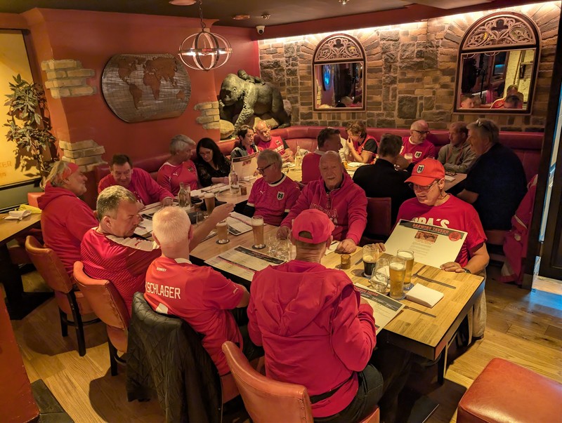 Darwins Tavern: photo 4