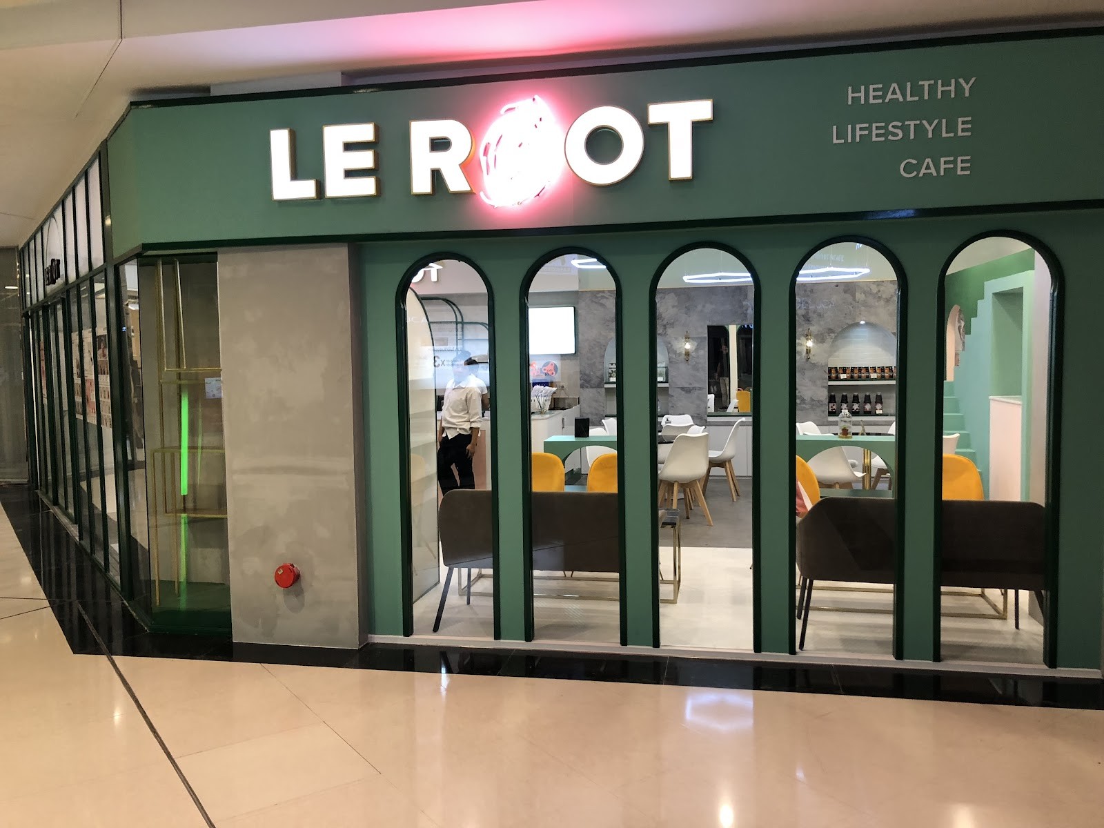 Le Root: the place