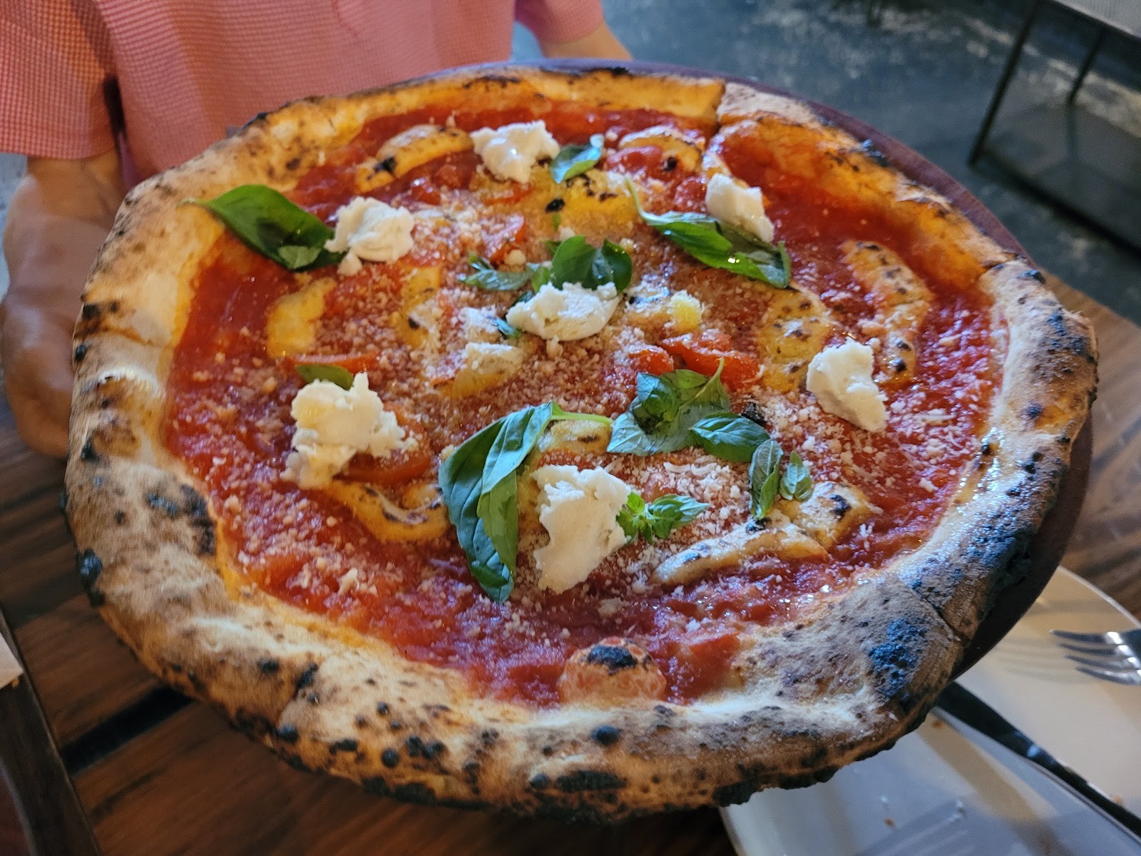 Gigi Pizzeria: food & drinks