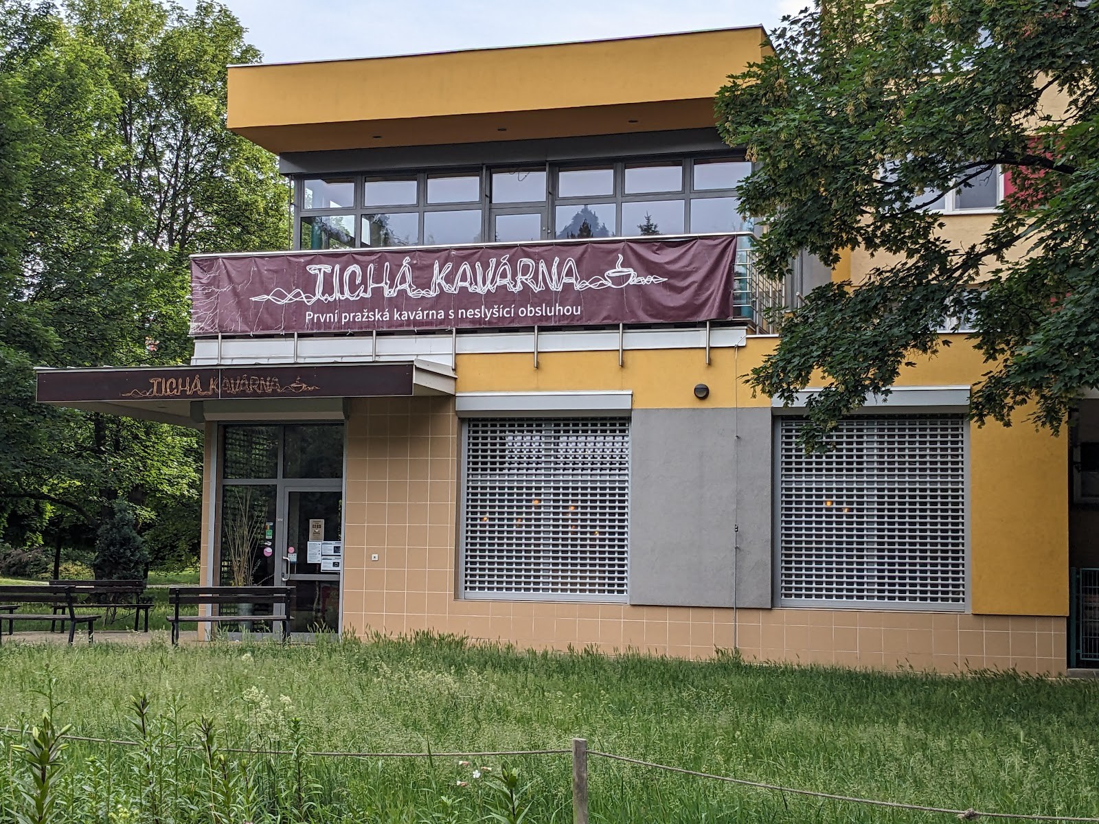 Tichá kavárna: the place