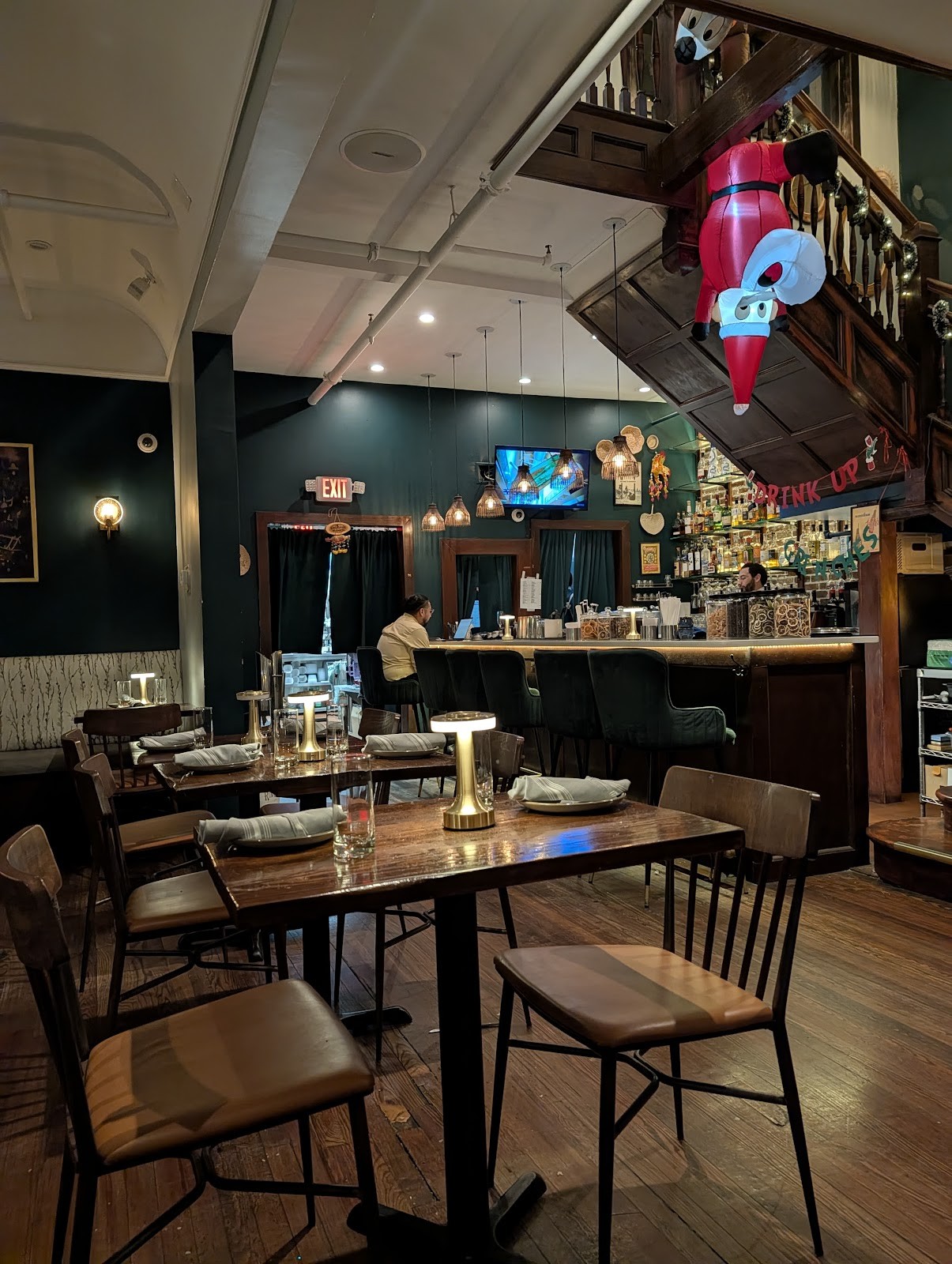 26 Thai Kitchen & Bar (Midtown): the place