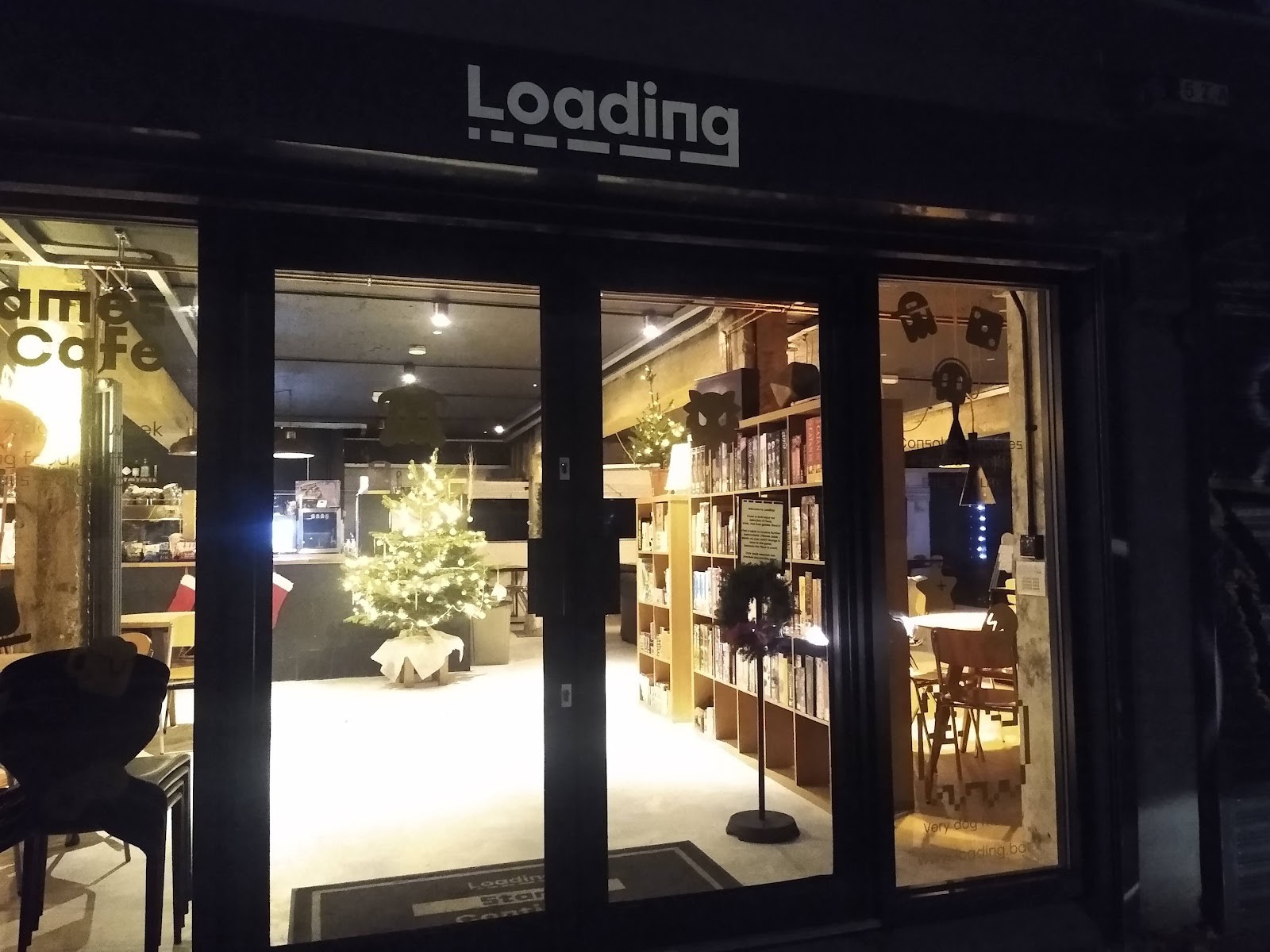 Loading Bar: the place