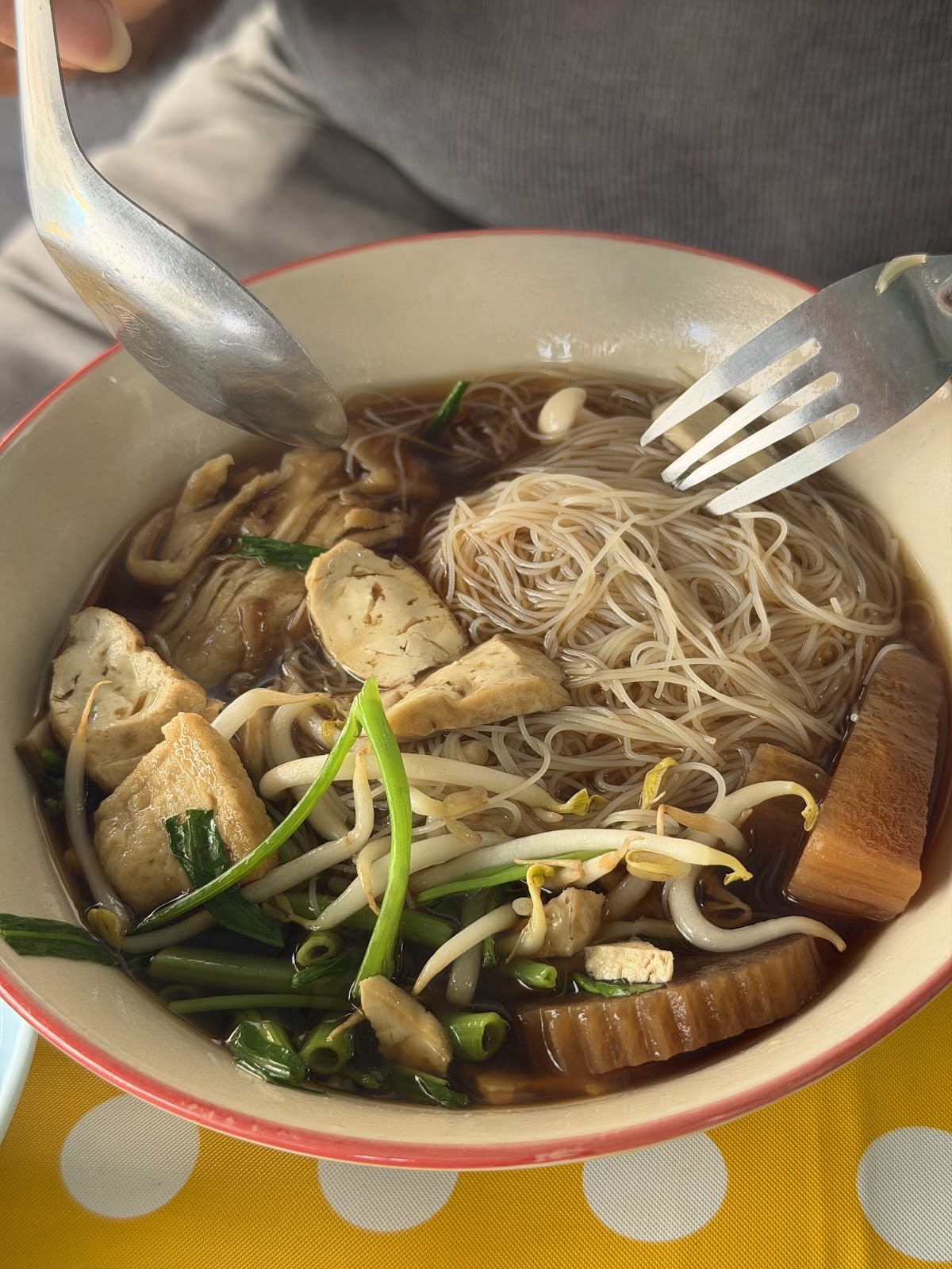 Vegetarian Ratchawat: food & drinks