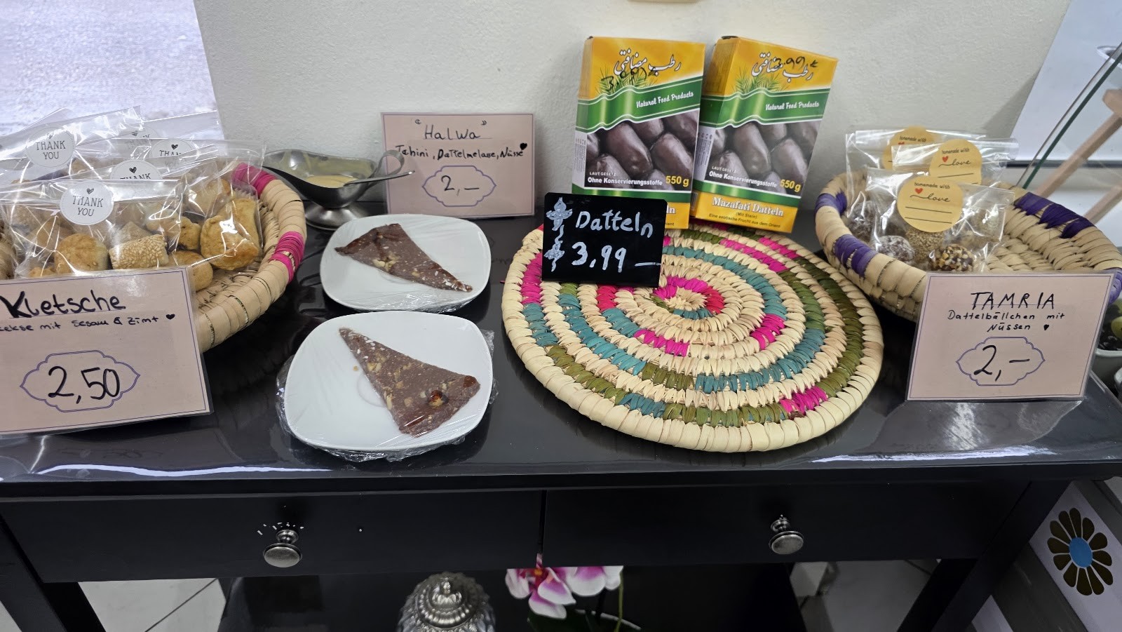 Libanon Imbiss / Labibah: the place