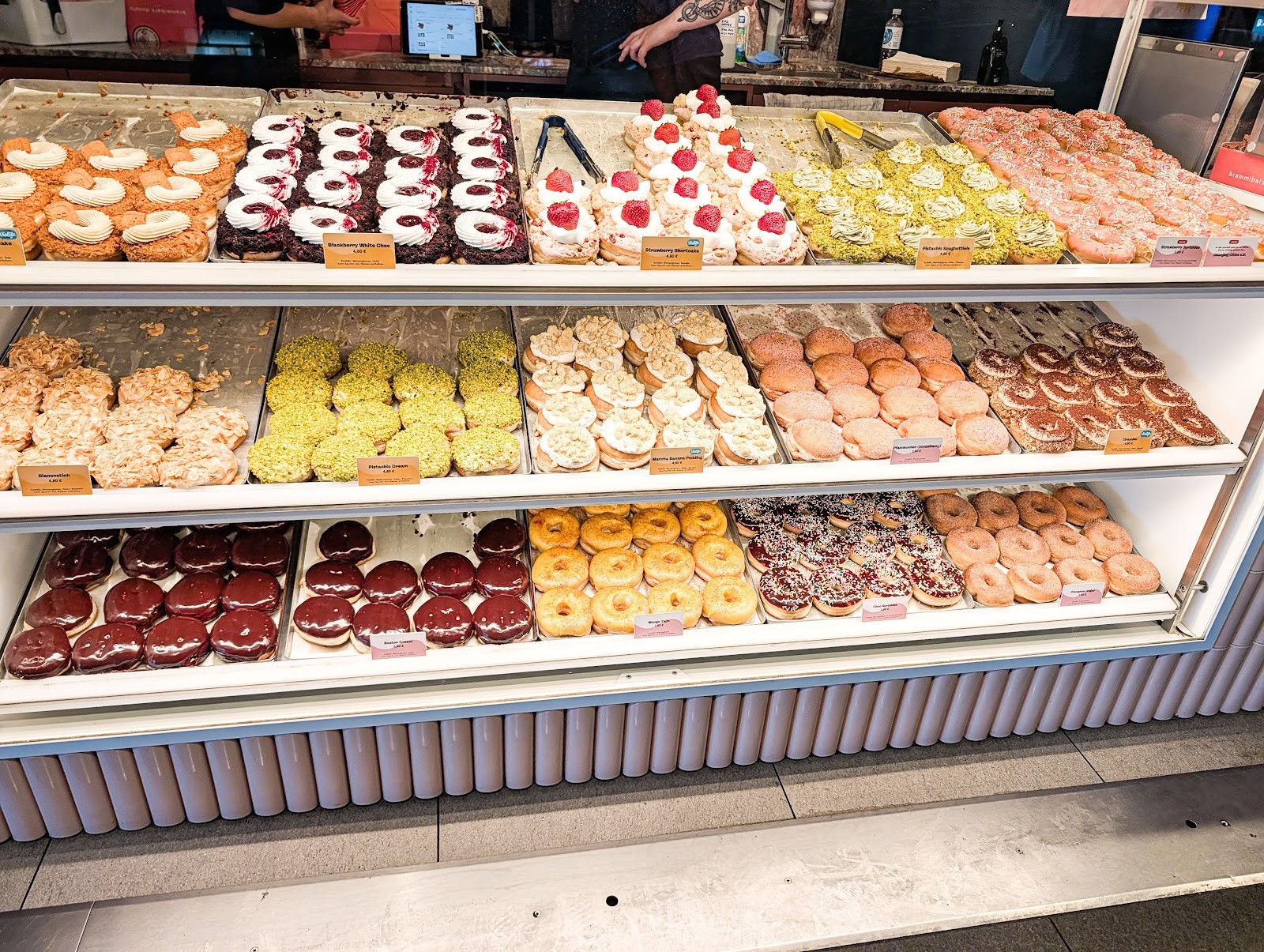 Brammibal's Donuts (Berlin Hauptbahnhof): food & drinks