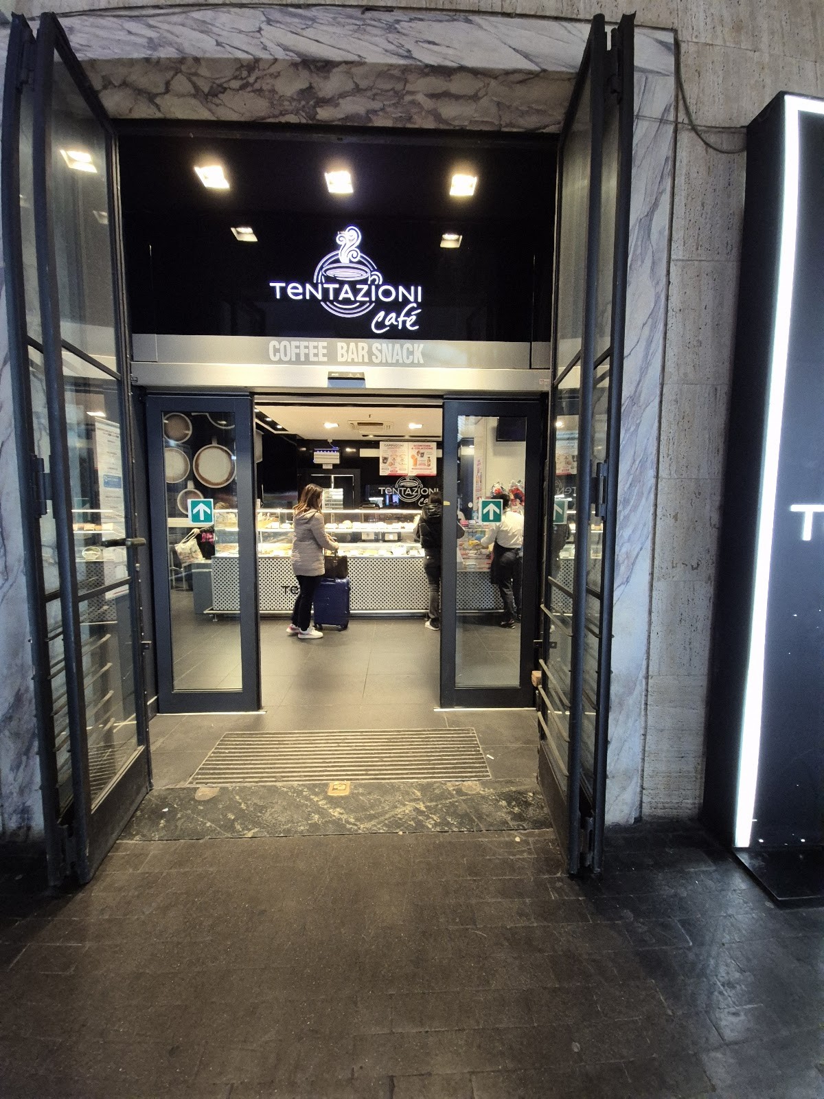 Tentazioni Café: the place