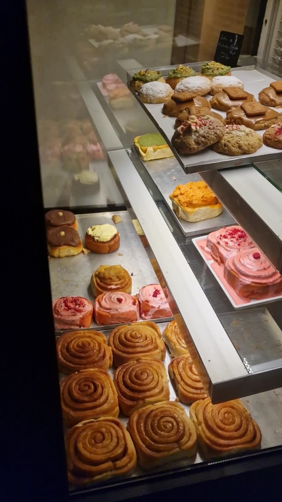 NATURY Esmorzars: food & drinks