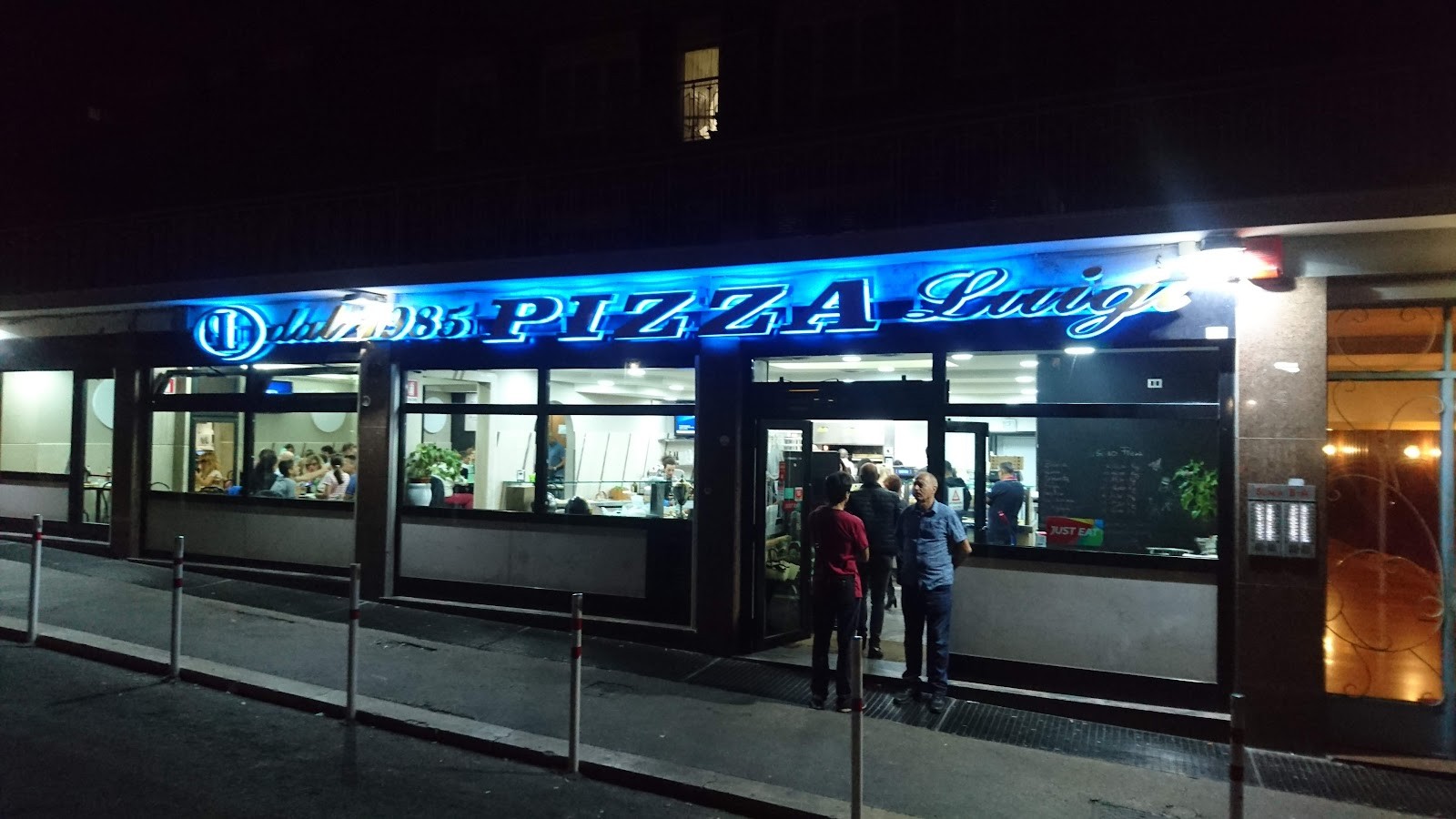Pizza Luigi: the place