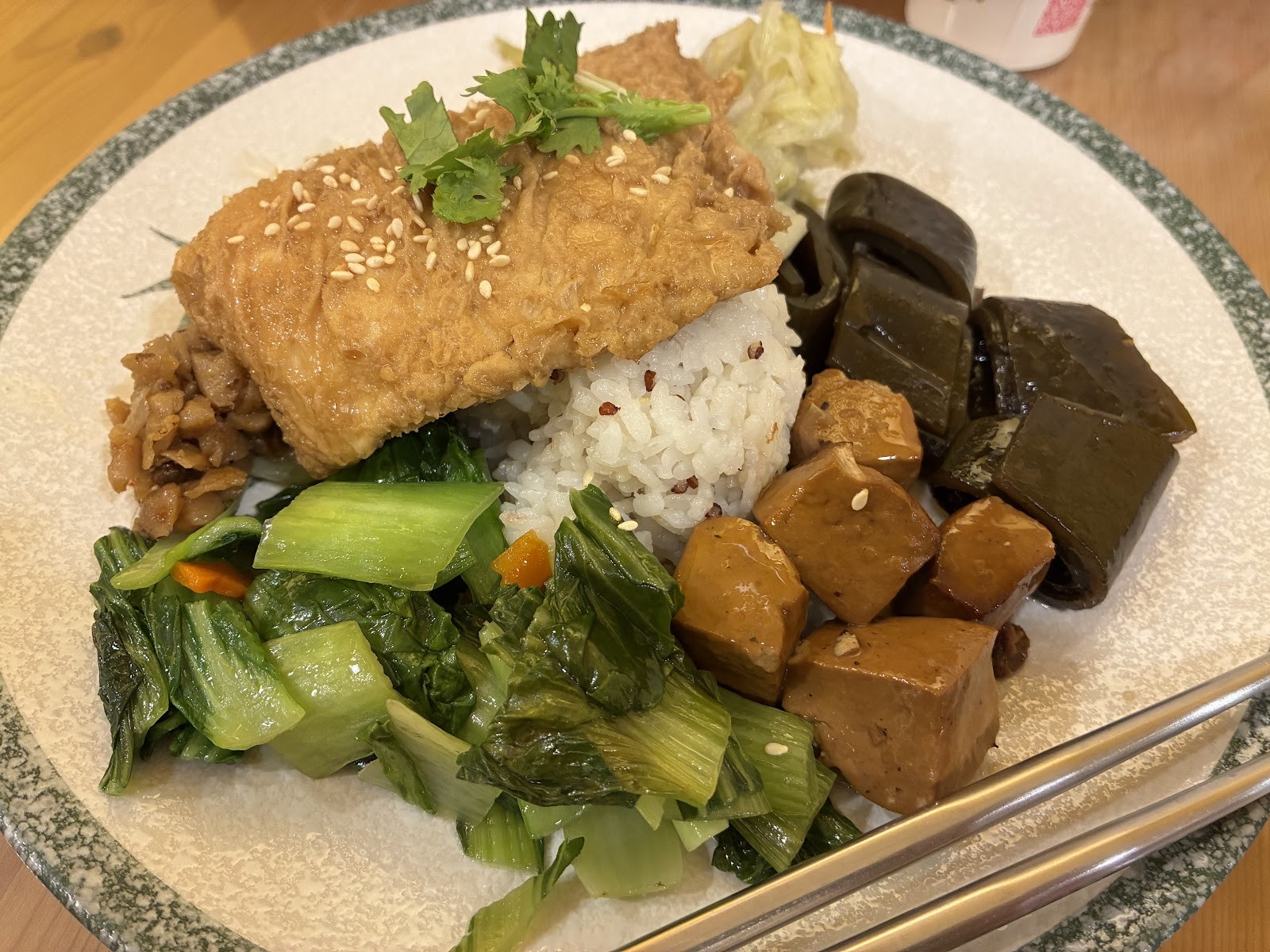 Sanfu Vegetarian Delights - 三福好味素食: food & drinks