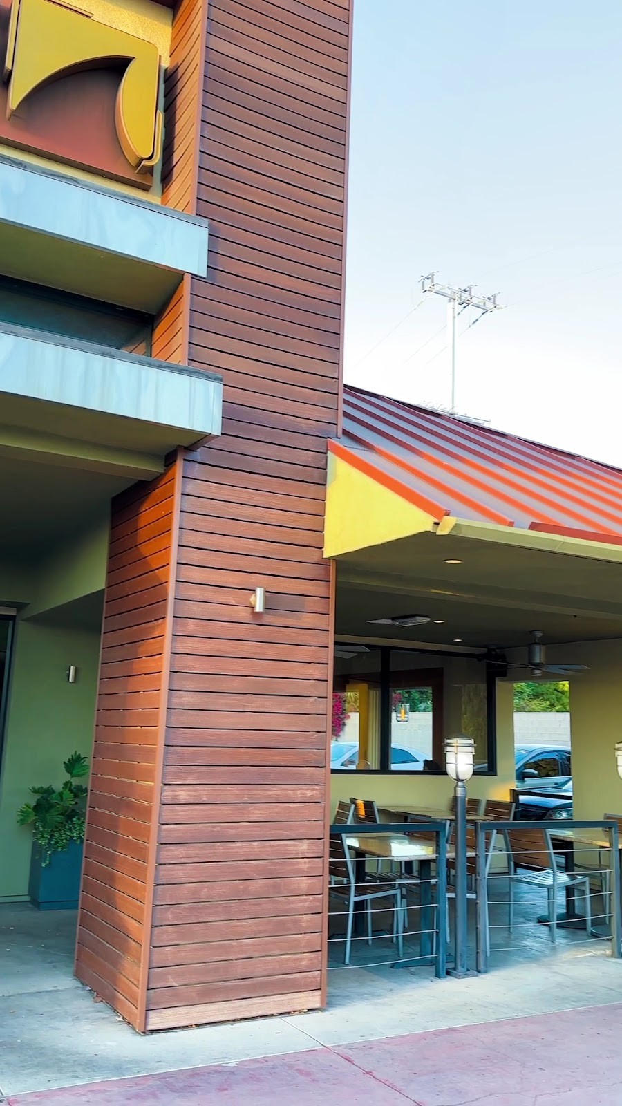Sharky's Woodfired Mexican Grill: the place