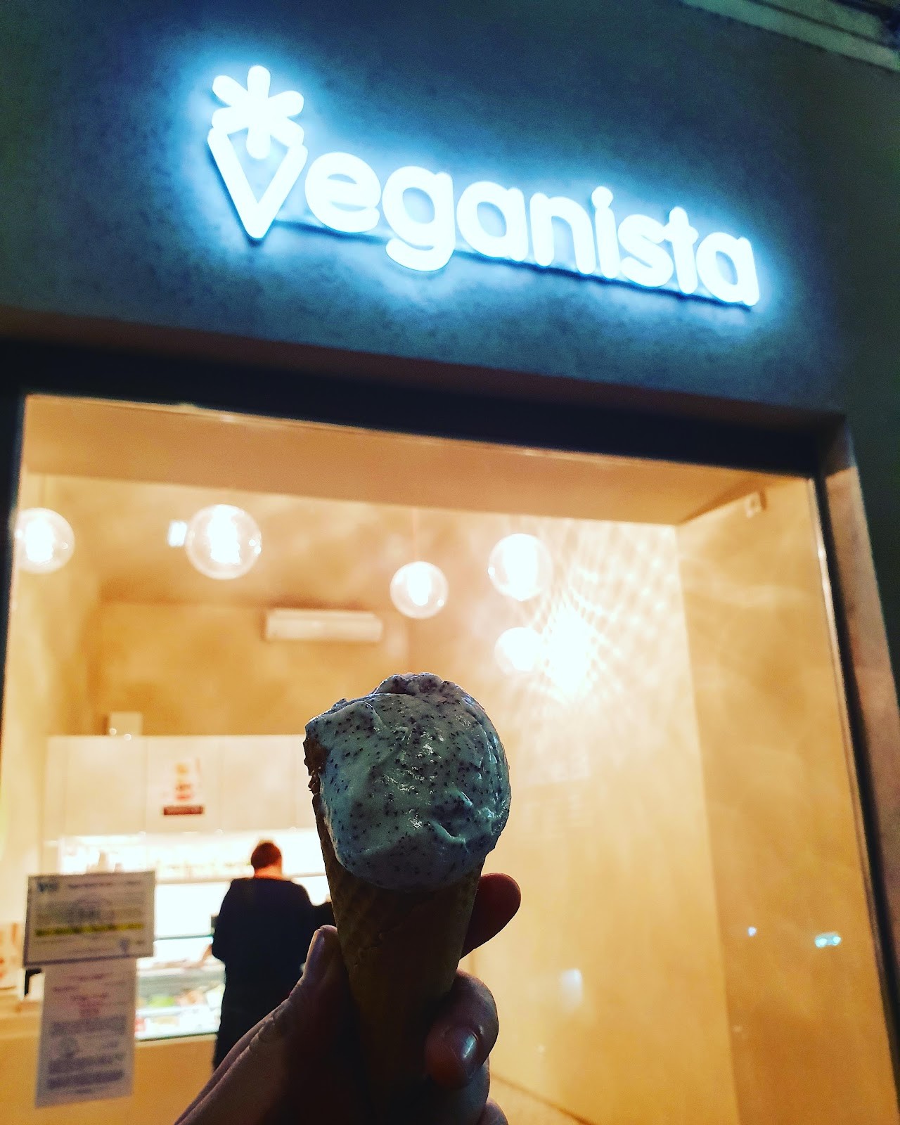 Veganista Ice Cream: food & drinks
