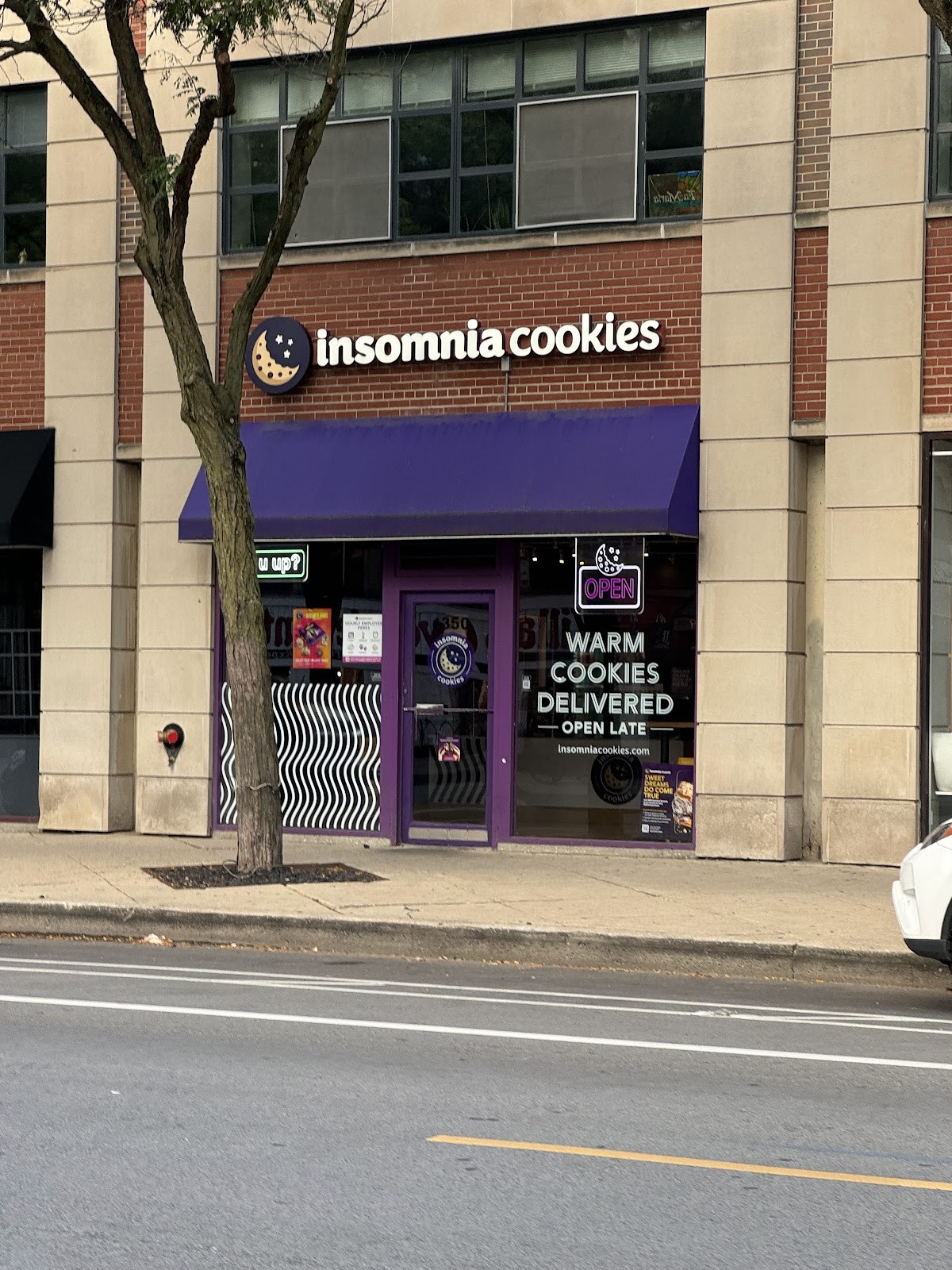 Insomnia Cookies: the place