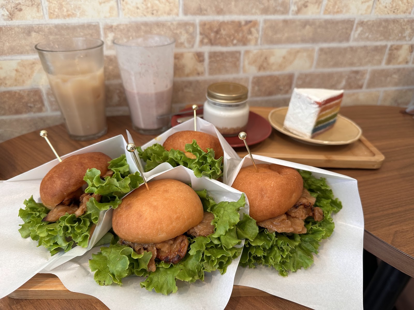 Shochikuen Cafe: food & drinks
