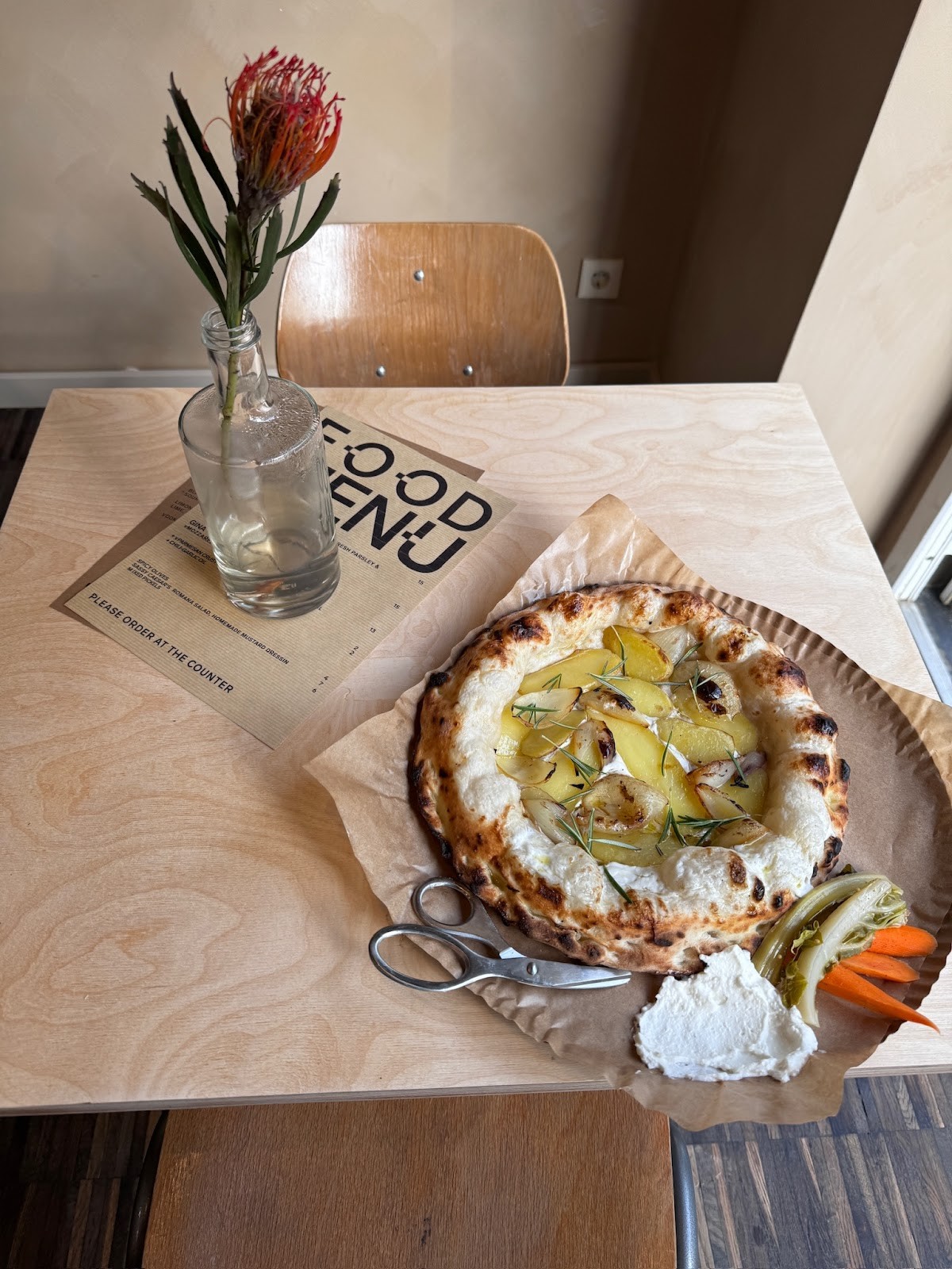 GEMELLO: food & drinks
