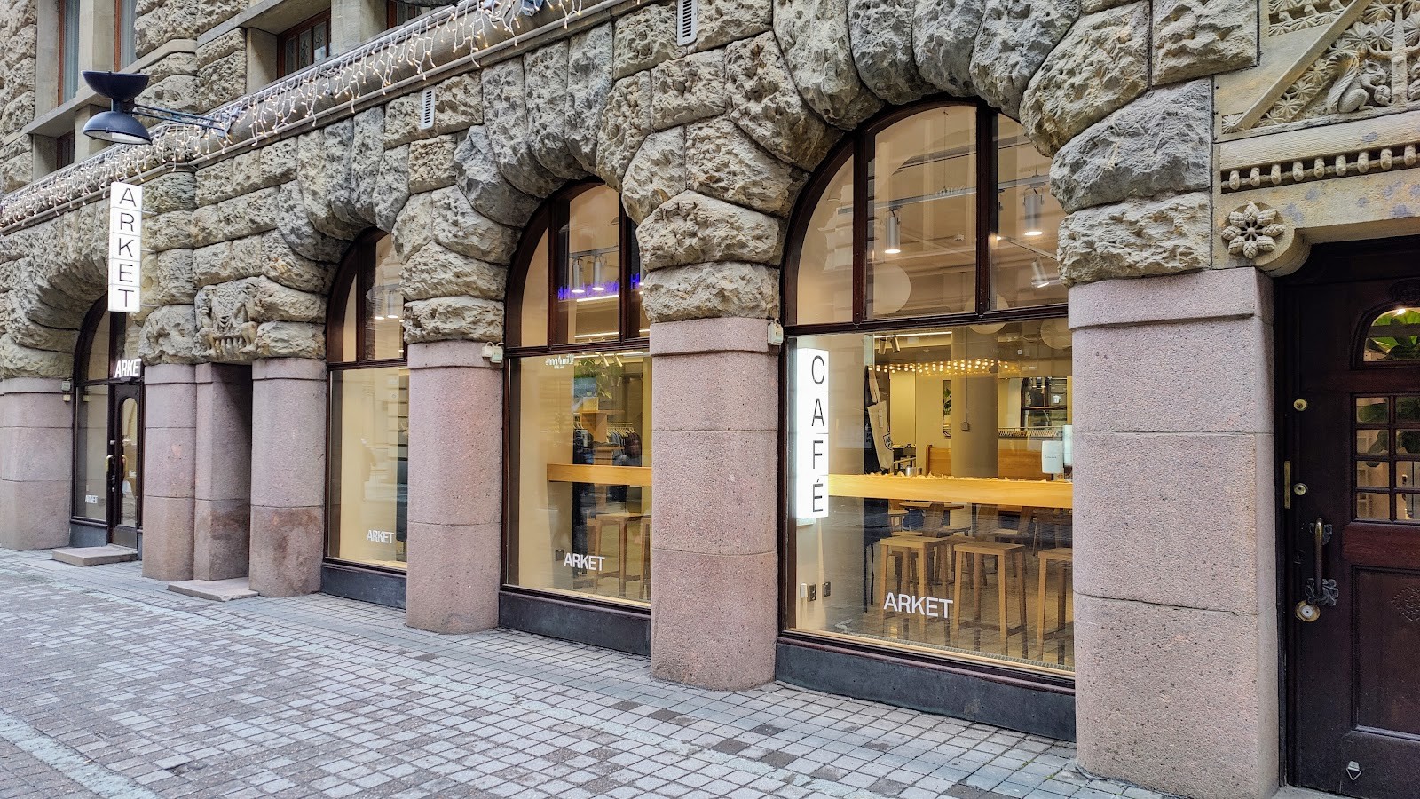 ARKET CAFÉ: the place
