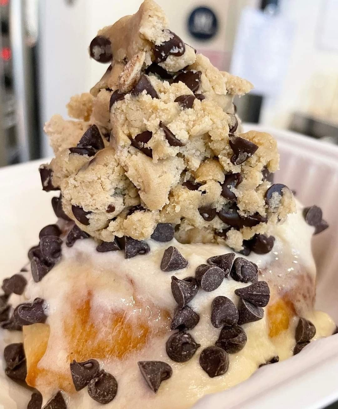Cinnaholic: food & drinks