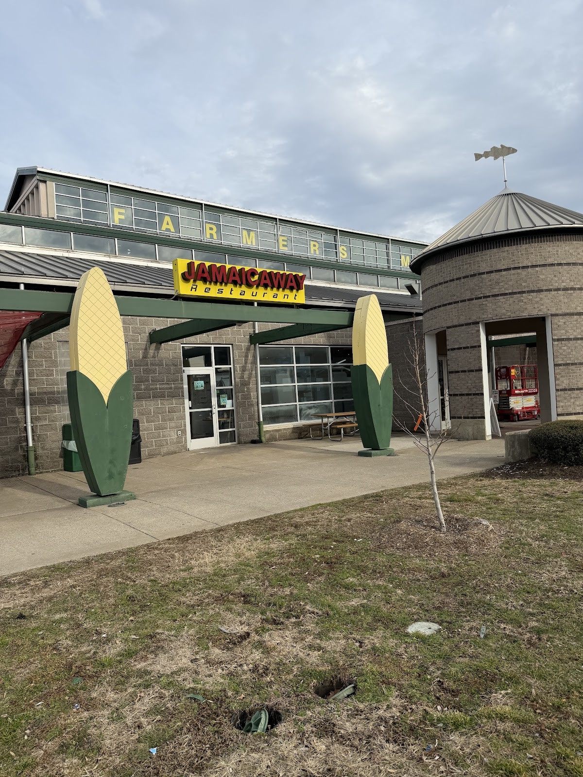 Jamaicaway Restaurant and Catering: the place