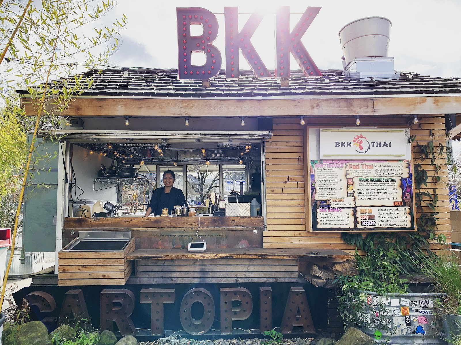BKK PAD THAI @CARTOPIA: the place