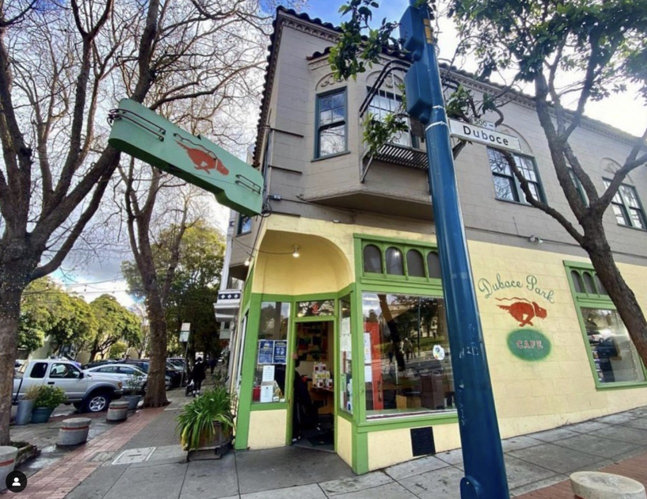 Duboce Park Cafe: the place