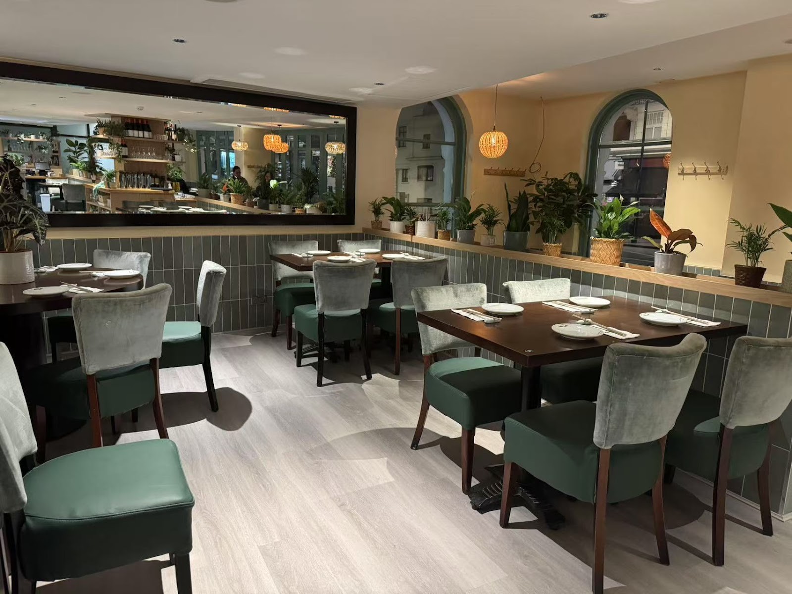 Tofu Vegan Gloucester Road: the place
