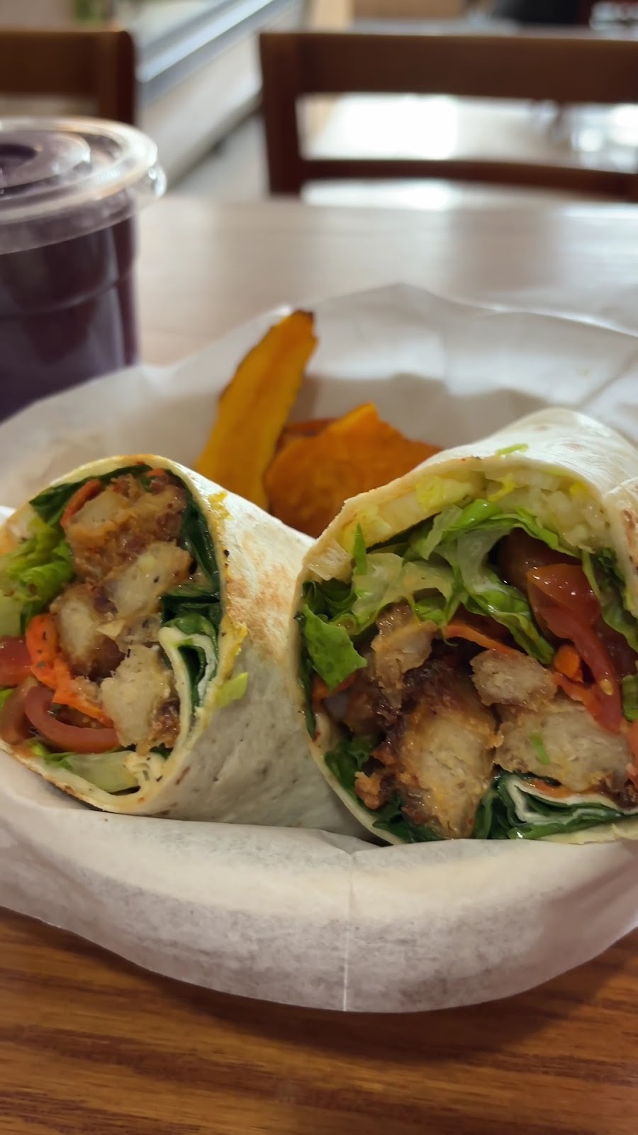 Loving Heart Vegan Cafe: food & drinks