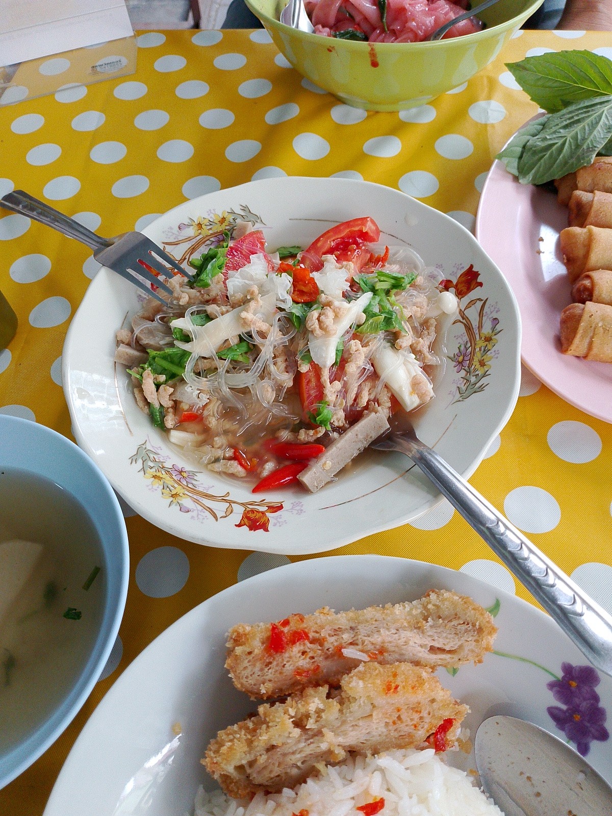 Vegetarian Ratchawat: food & drinks