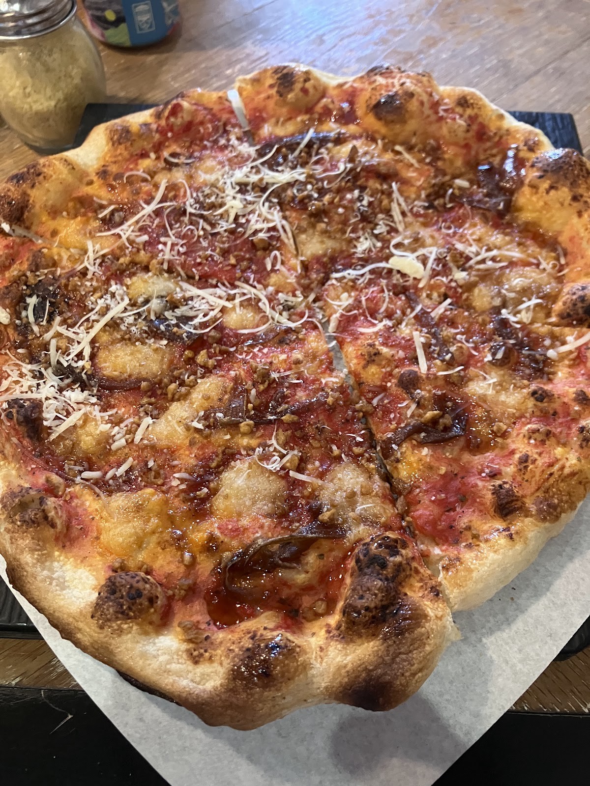 Virtuous Pie: food & drinks