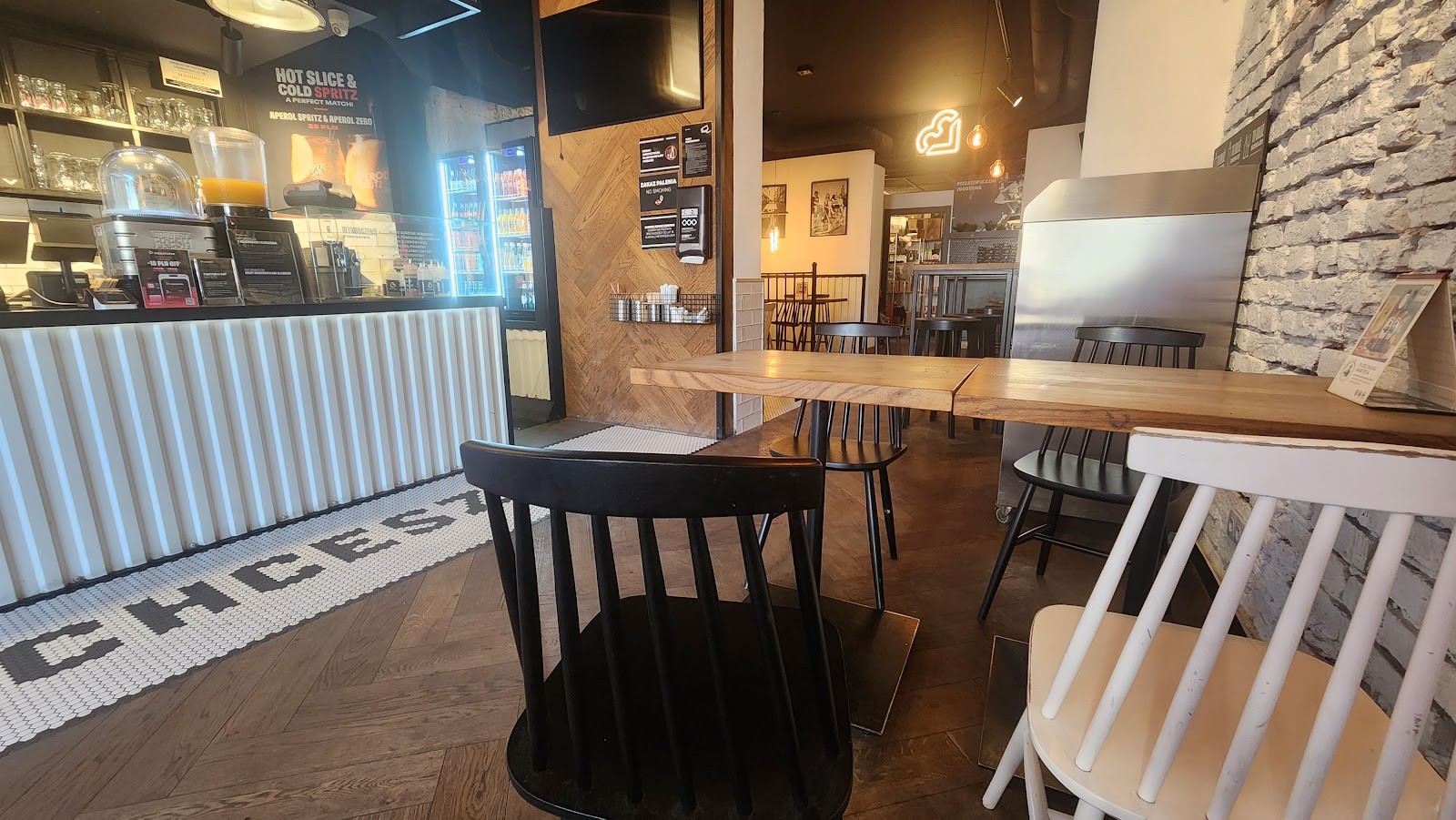 Pizzatopia: the place