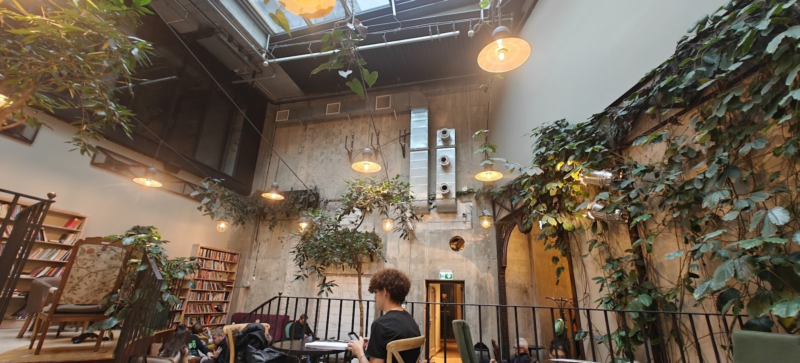 Green Caffè Nero: the place