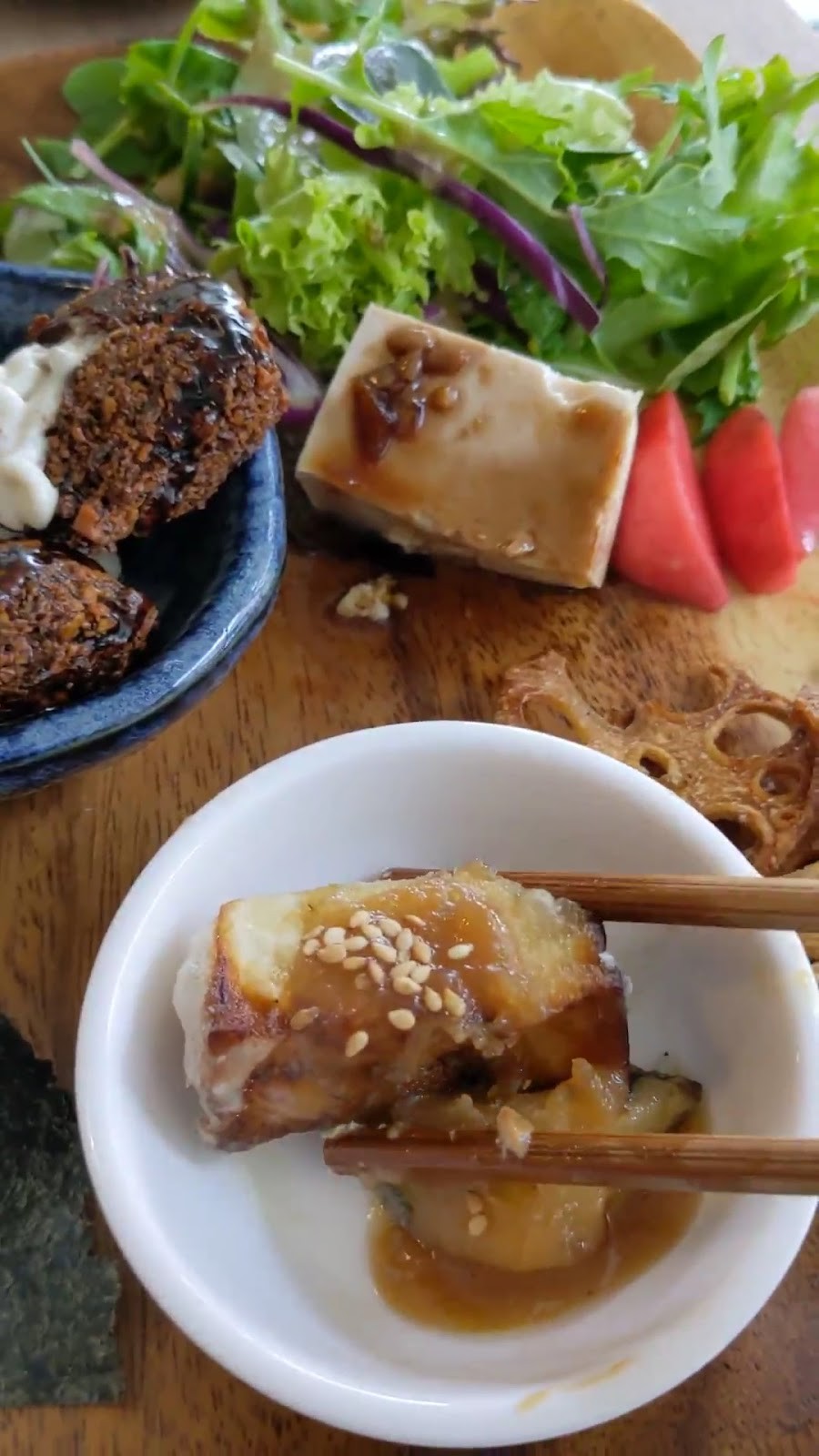 Comeco Cafe & Sushi Bar: food & drinks