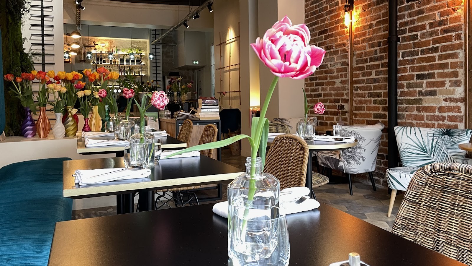 Restaurant TÊT: the place