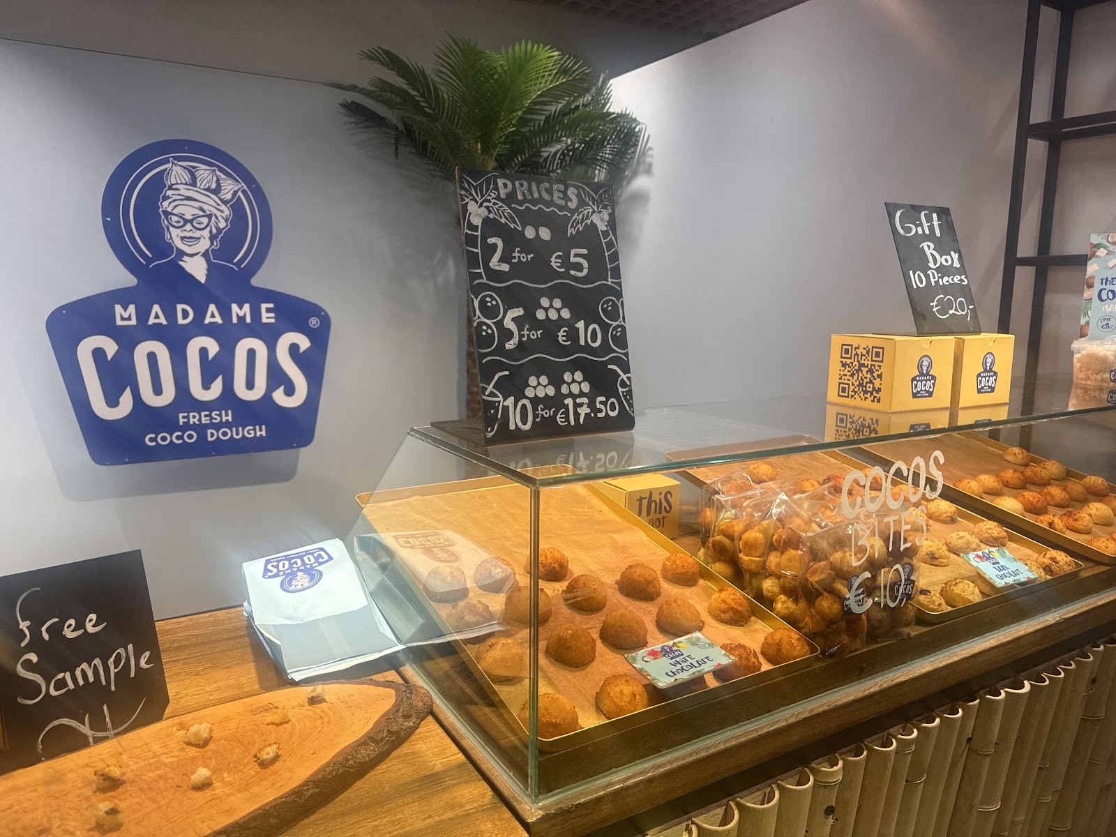 Madamecocos pop up IJpassge: the place