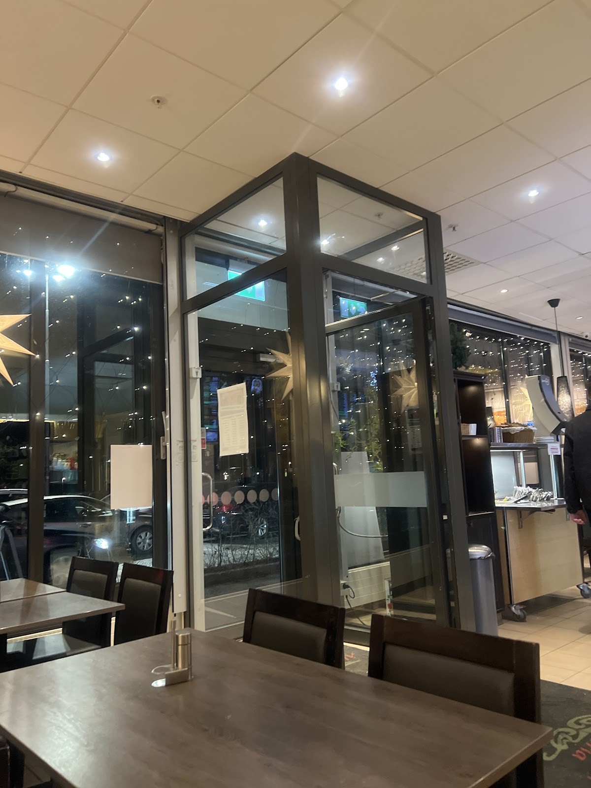 Åkermyntan Pizzeria & Salladsbar: the place